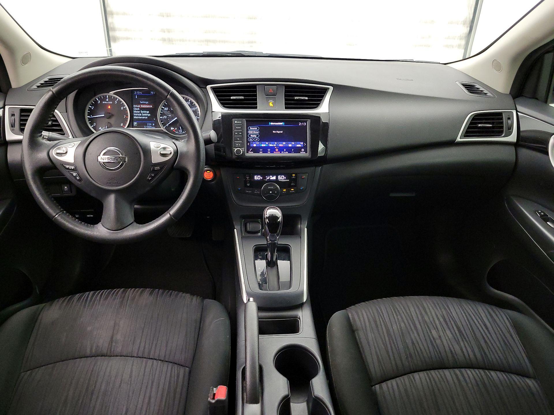 Thumbnail: 2019 Nissan Sentra - 9