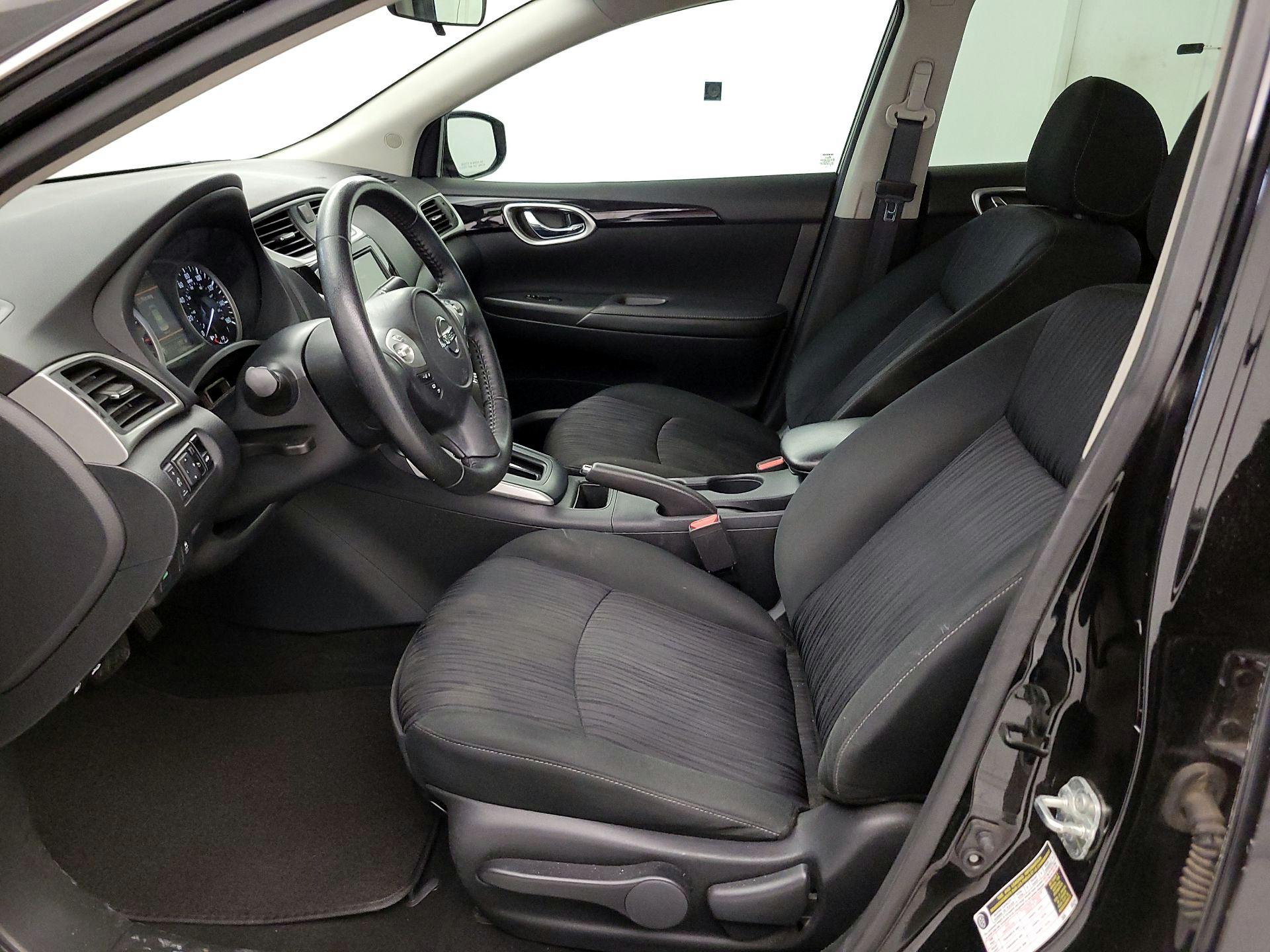 Thumbnail: 2019 Nissan Sentra - 11