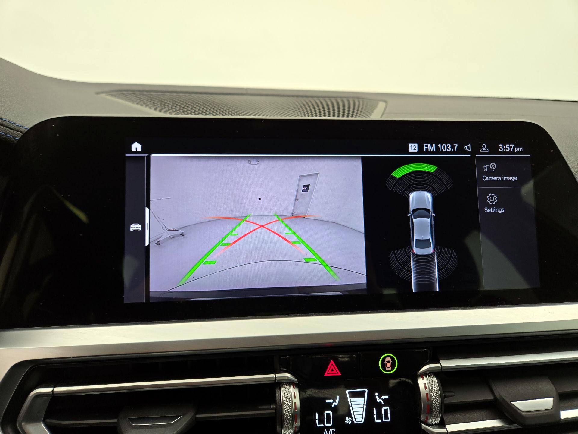 Thumbnail: 2021 BMW 3 Series - 15