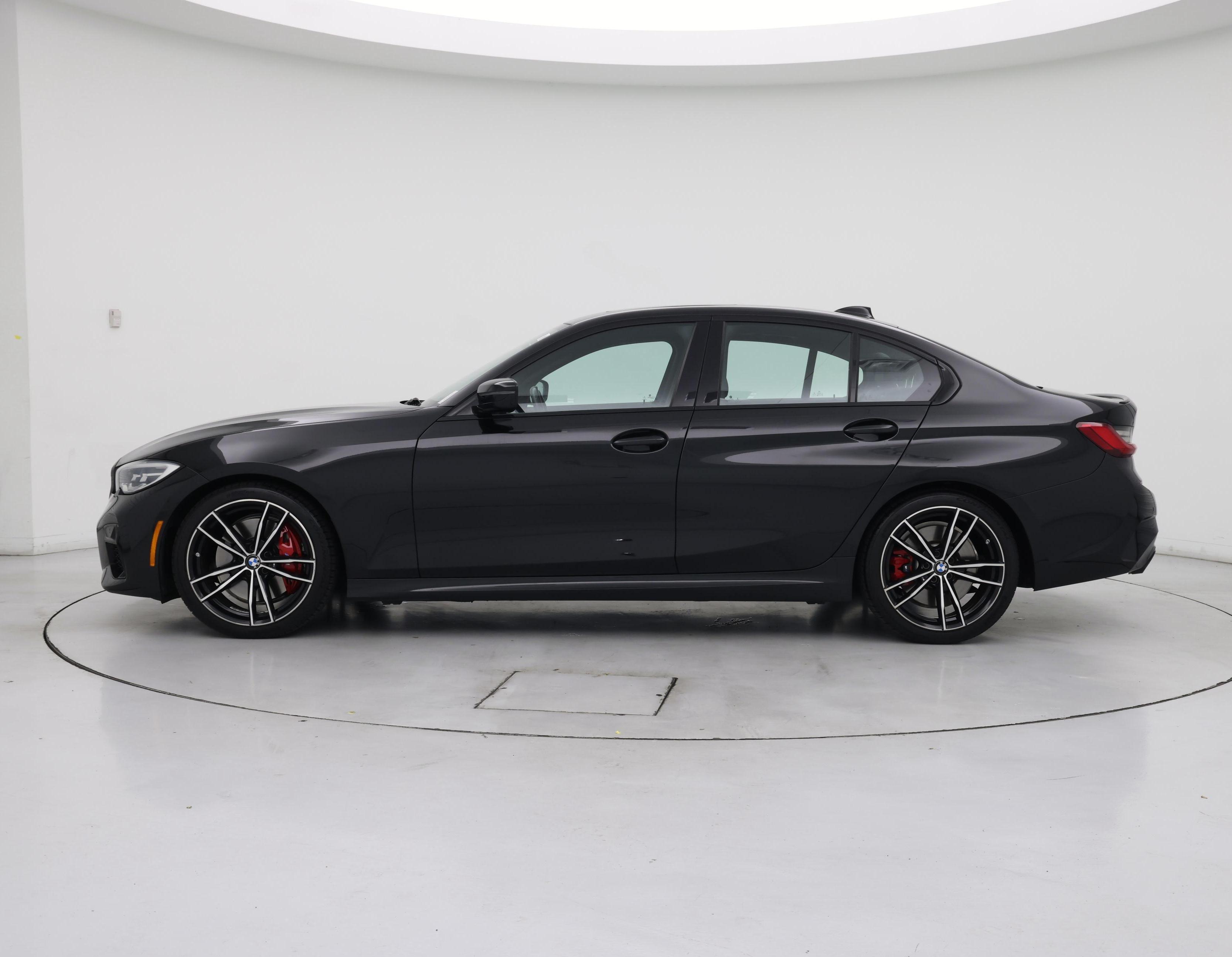 Thumbnail: 2021 BMW 3 Series - 3