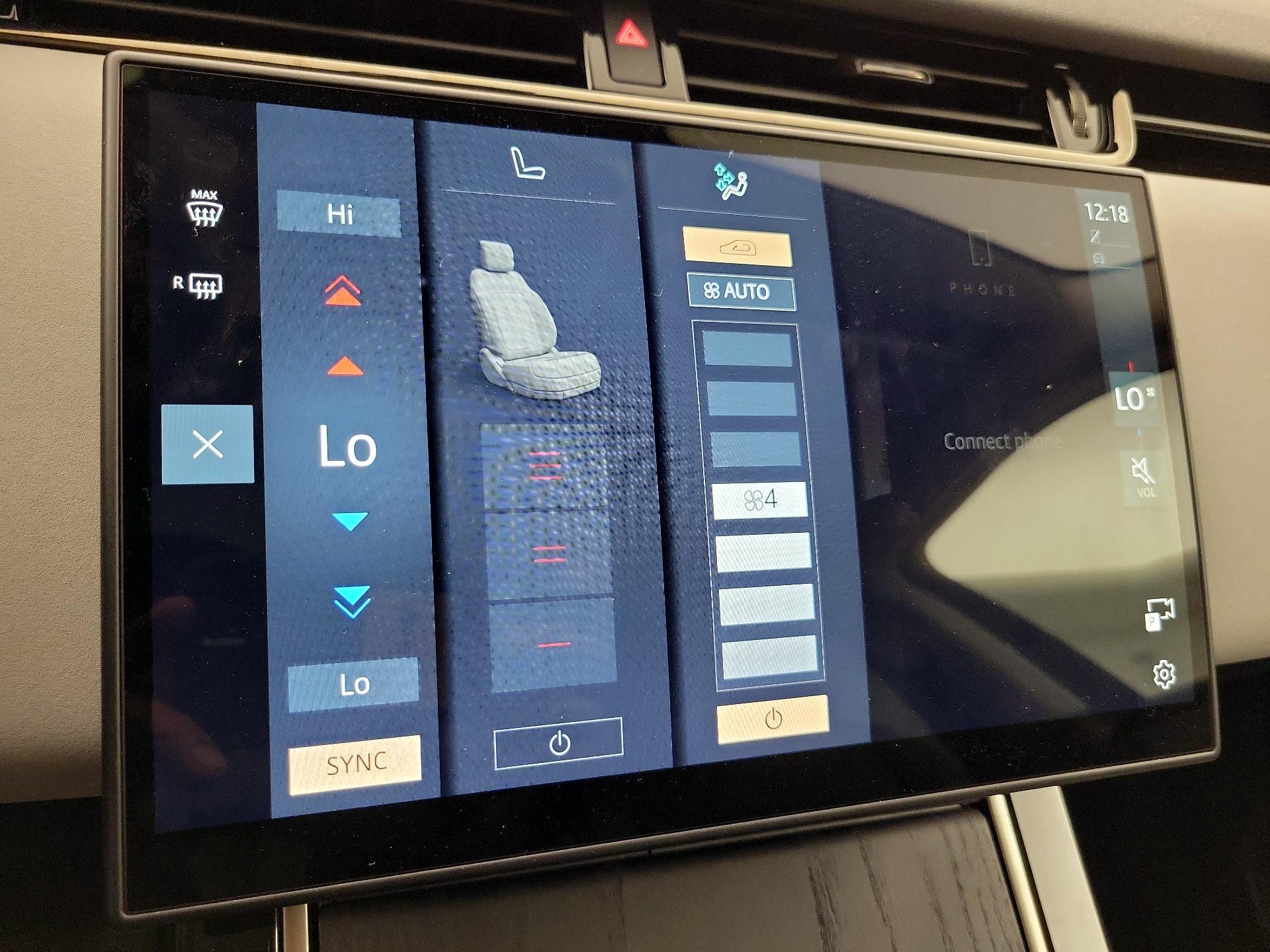 Thumbnail: 2024 Land Rover Range Rover Evoque - 16