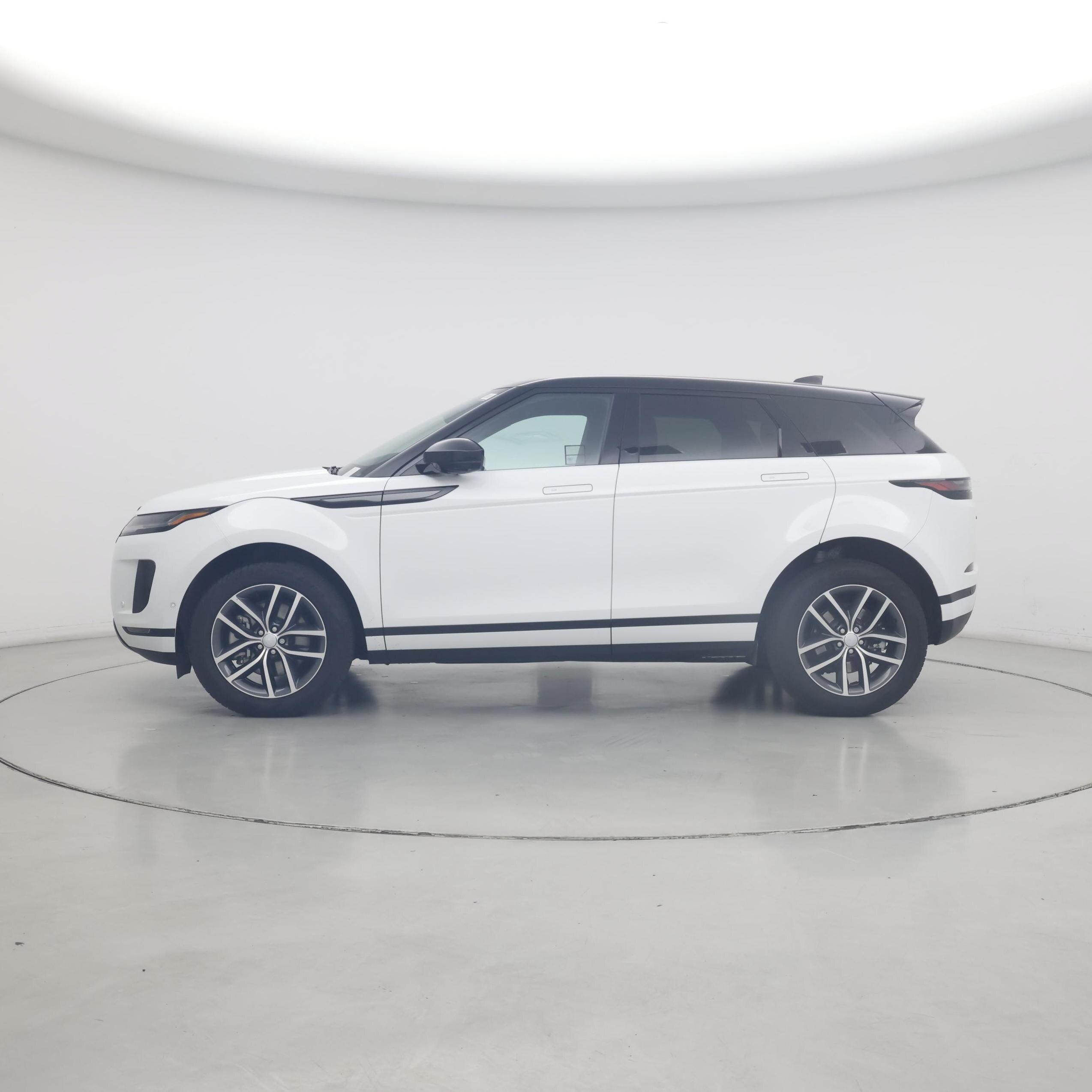 Thumbnail: 2024 Land Rover Range Rover Evoque - 3