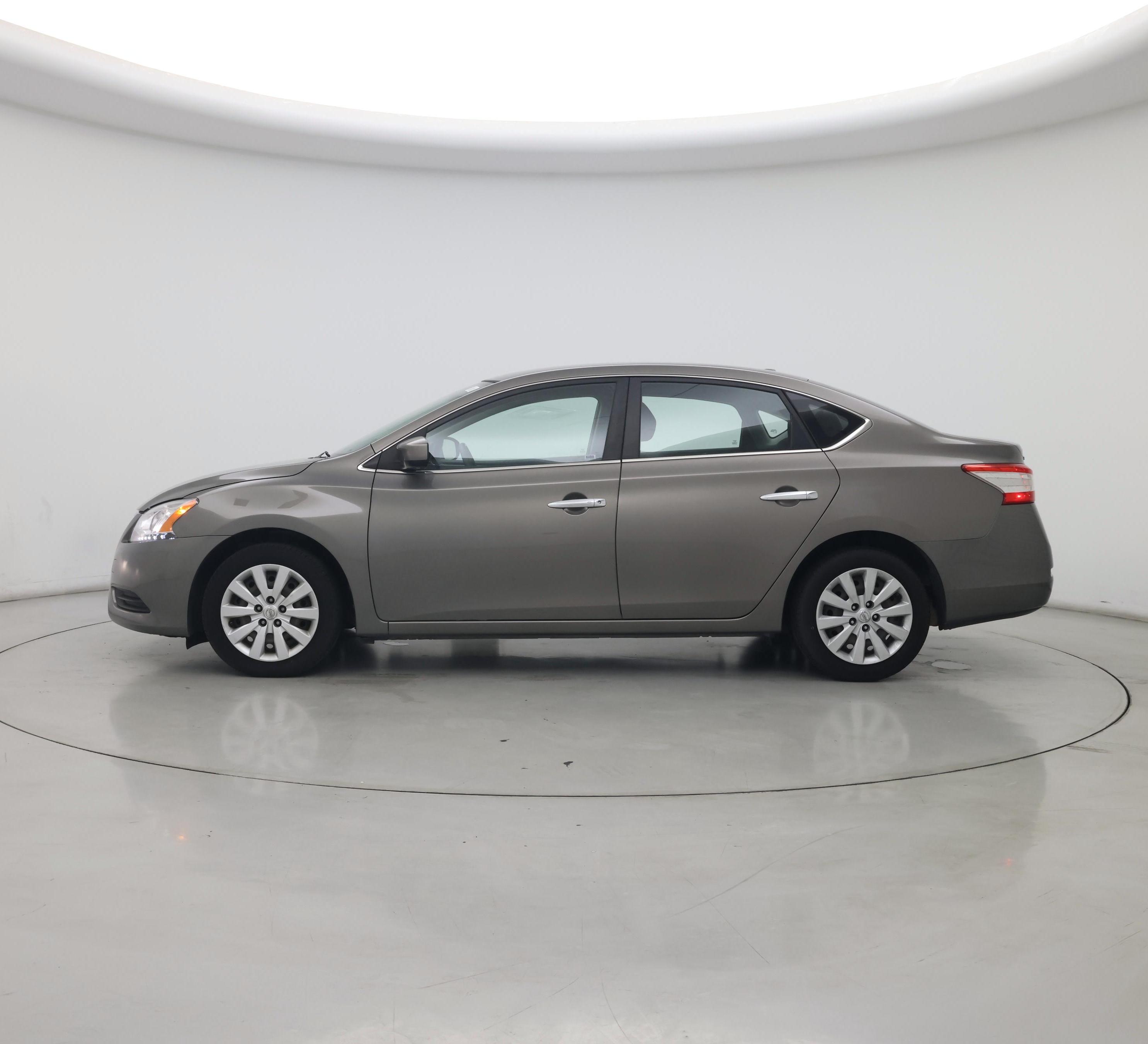 Thumbnail: 2015 Nissan Sentra - 3