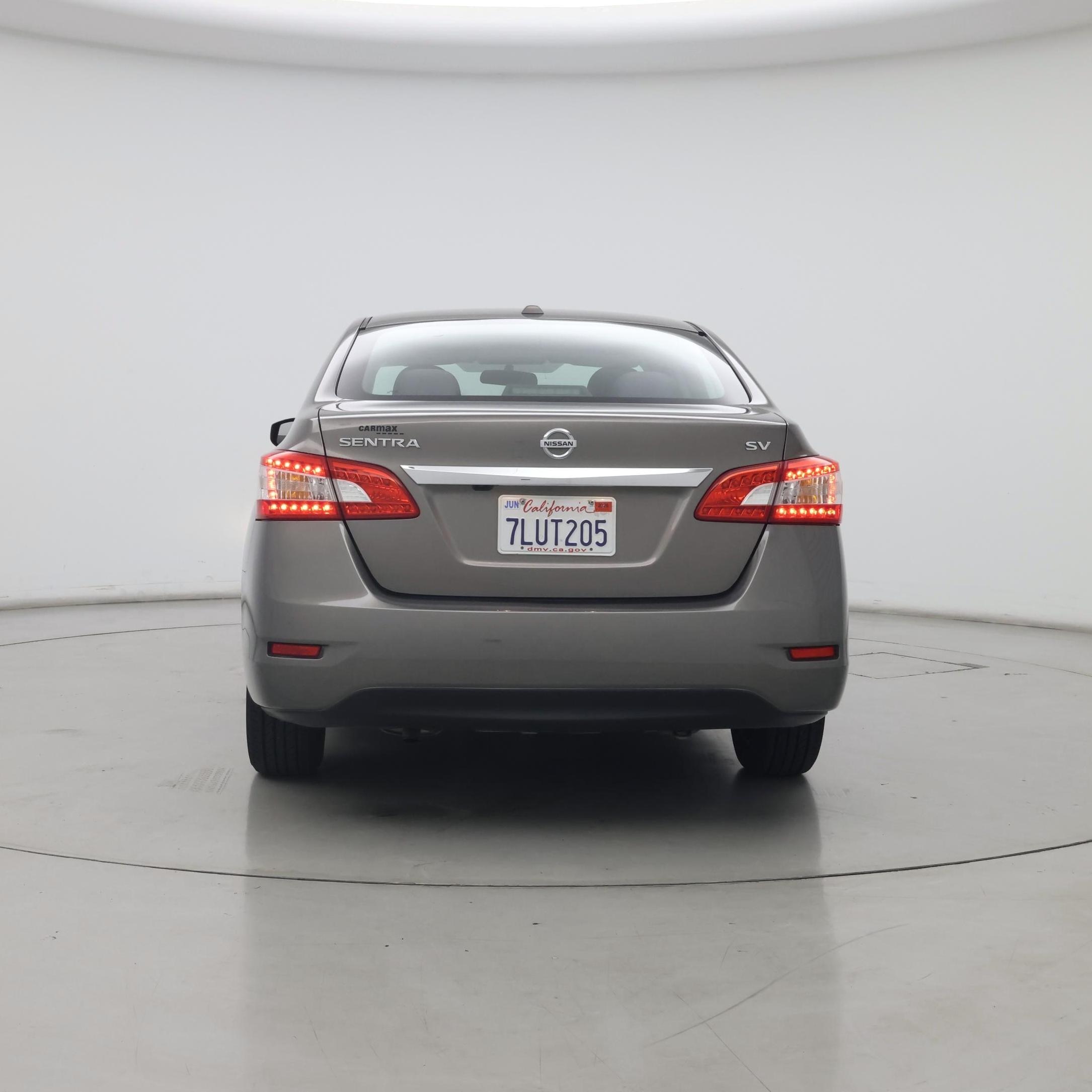 Thumbnail: 2015 Nissan Sentra - 6