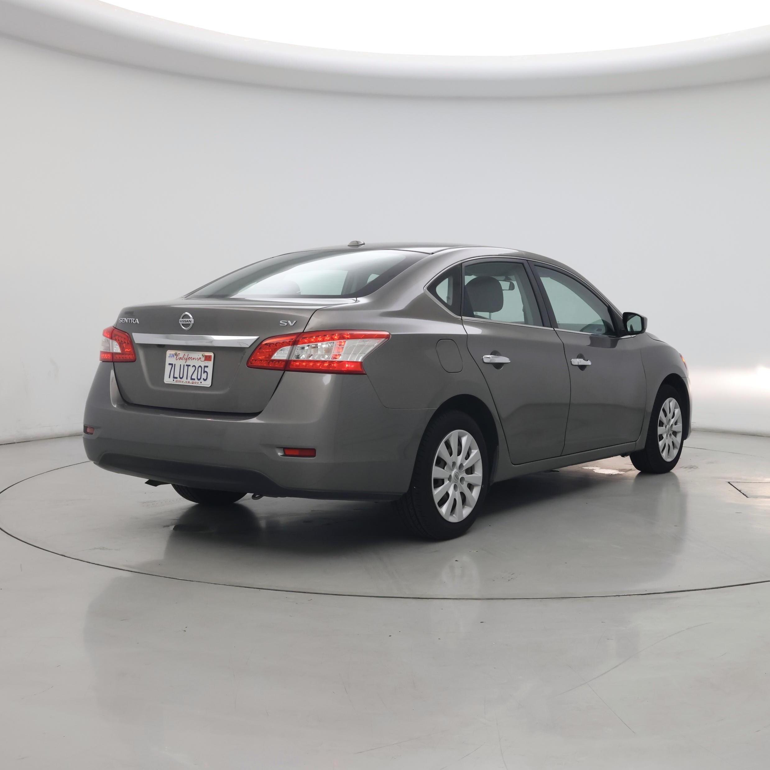 Thumbnail: 2015 Nissan Sentra - 8
