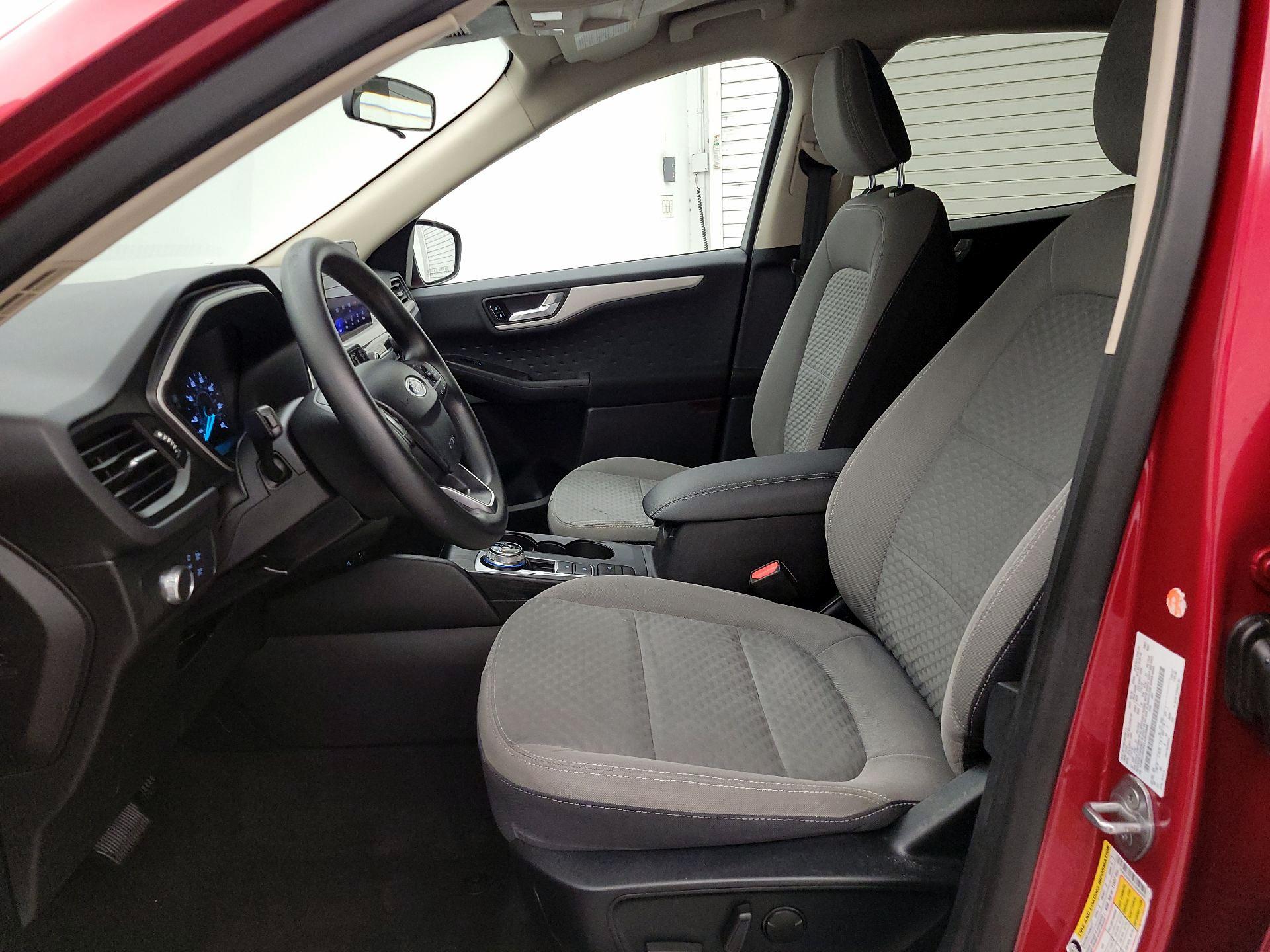 Thumbnail: 2020 Ford Escape - 11