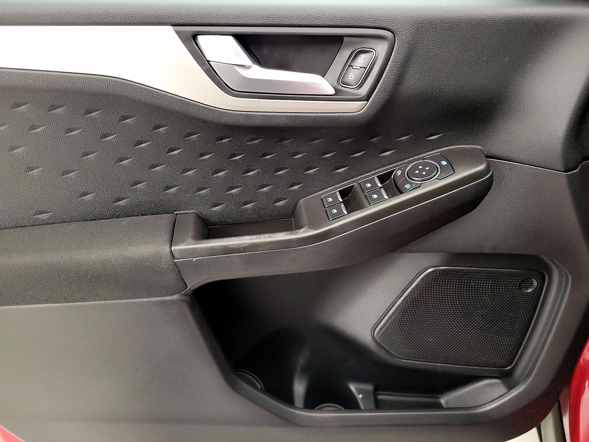 Thumbnail: 2020 Ford Escape - 12