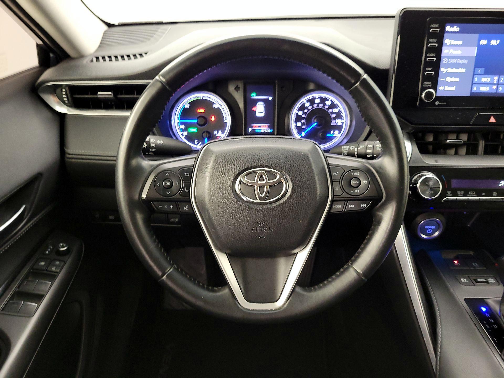 Thumbnail: 2021 Toyota Venza - 10