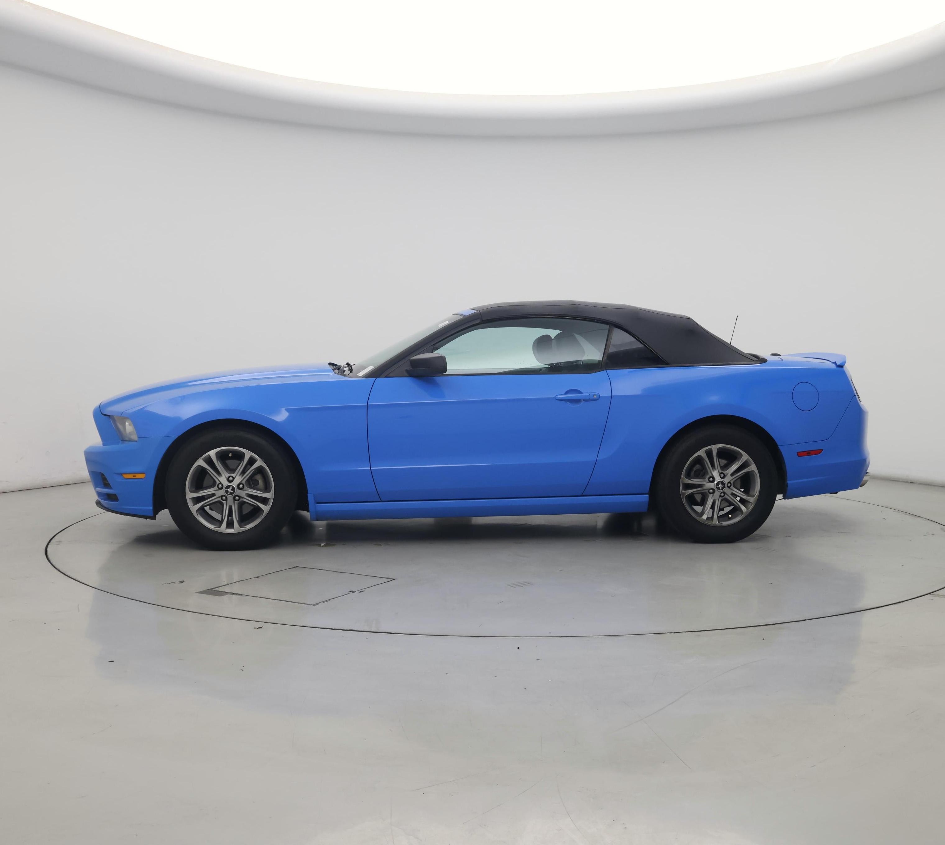 Thumbnail: 2014 Ford Mustang - 3