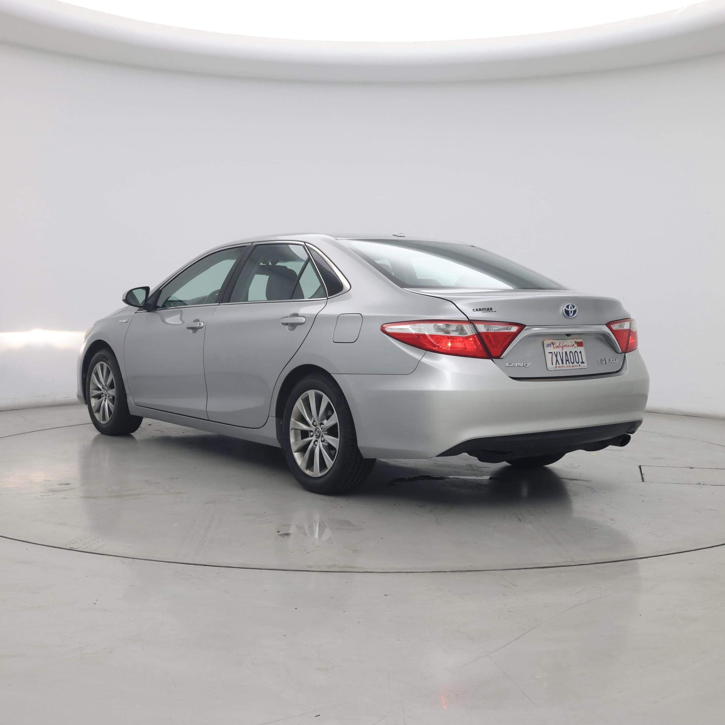 Thumbnail: 2017 Toyota Camry - 2