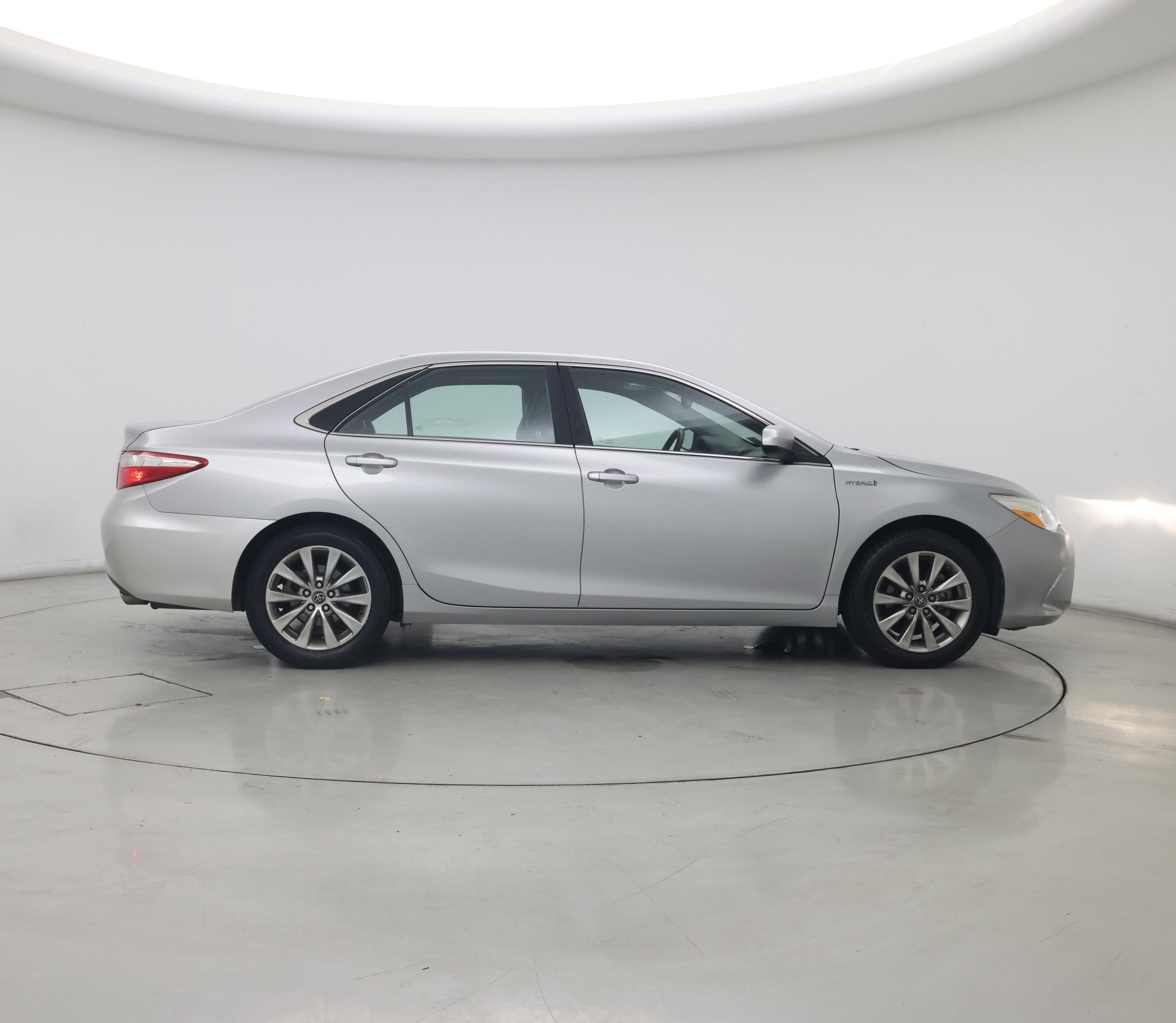 Thumbnail: 2017 Toyota Camry - 7