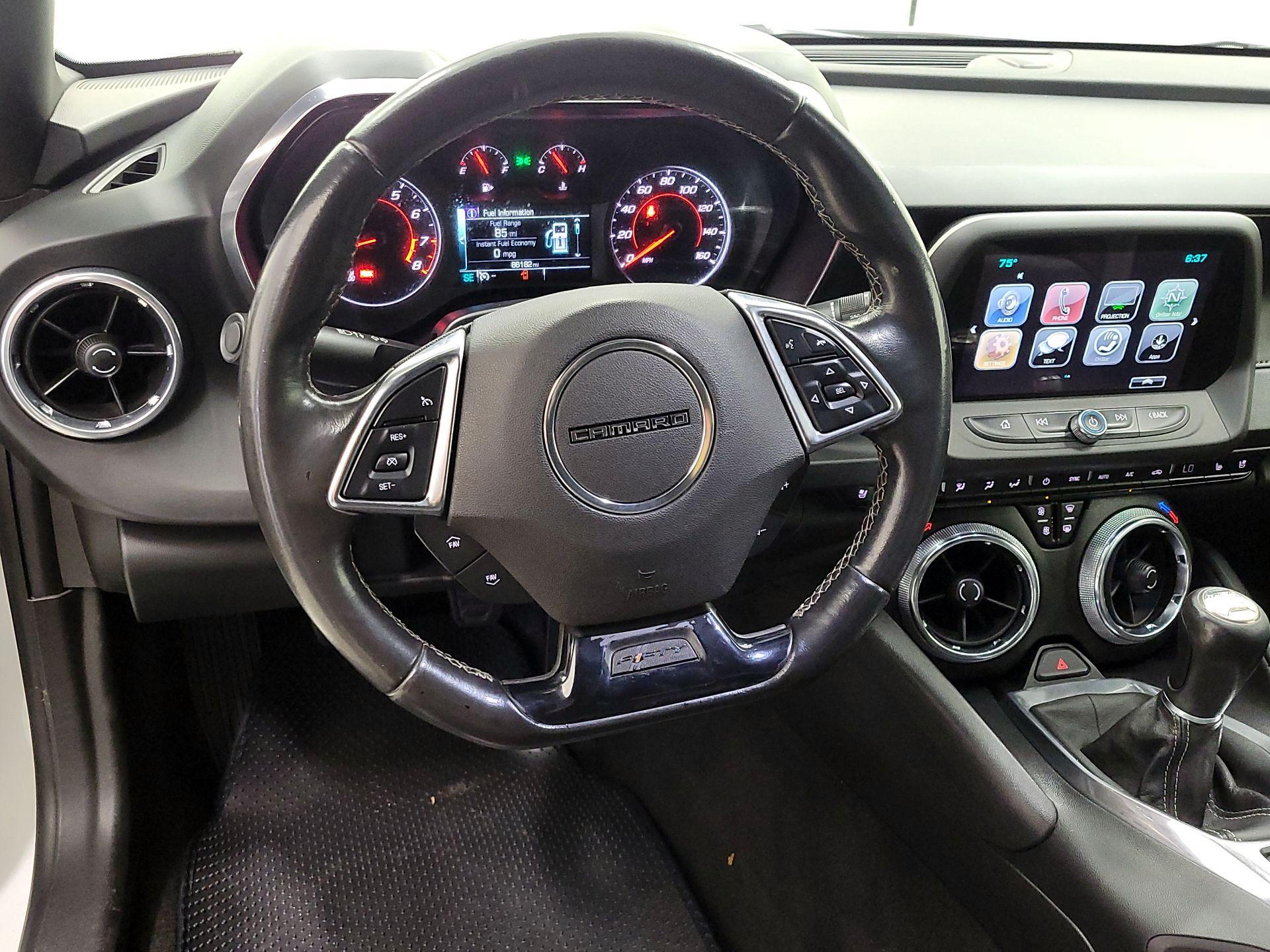 Thumbnail: 2017 Chevrolet Camaro - 10