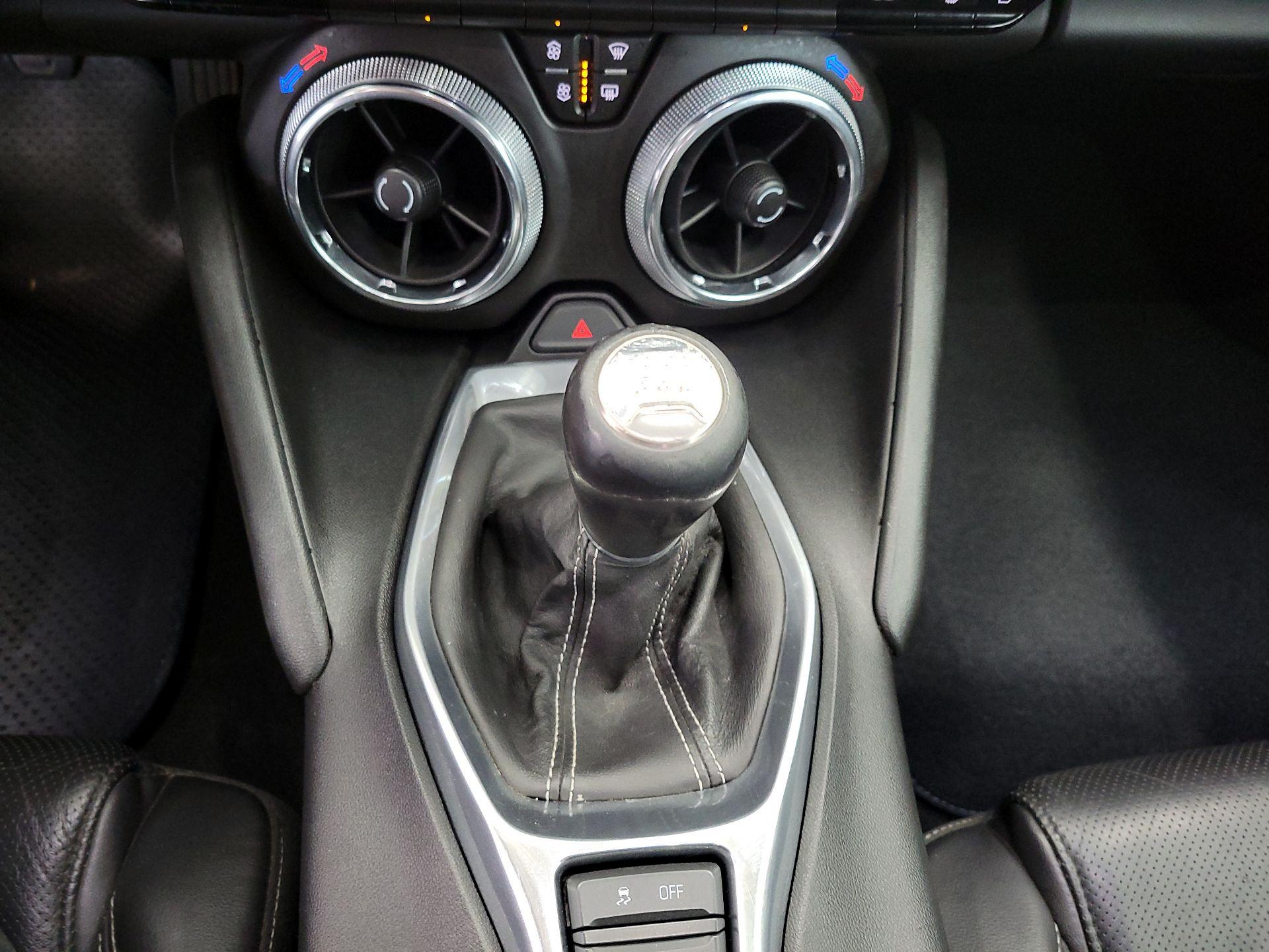 Thumbnail: 2017 Chevrolet Camaro - 16