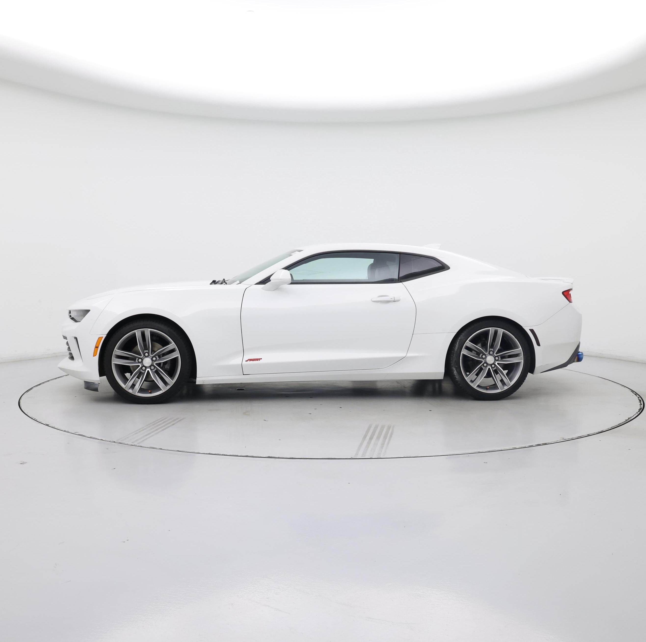 Thumbnail: 2017 Chevrolet Camaro - 3