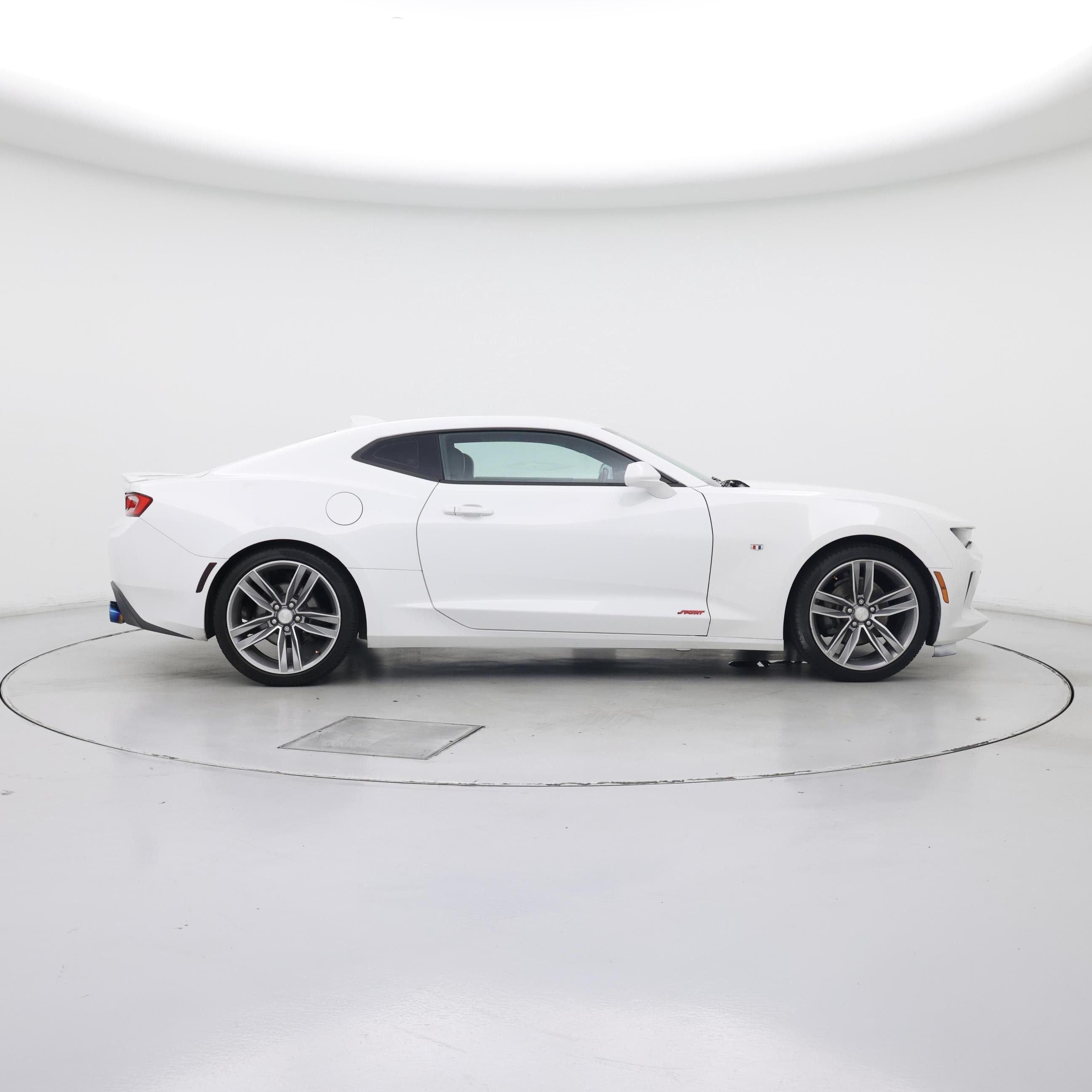 Thumbnail: 2017 Chevrolet Camaro - 7