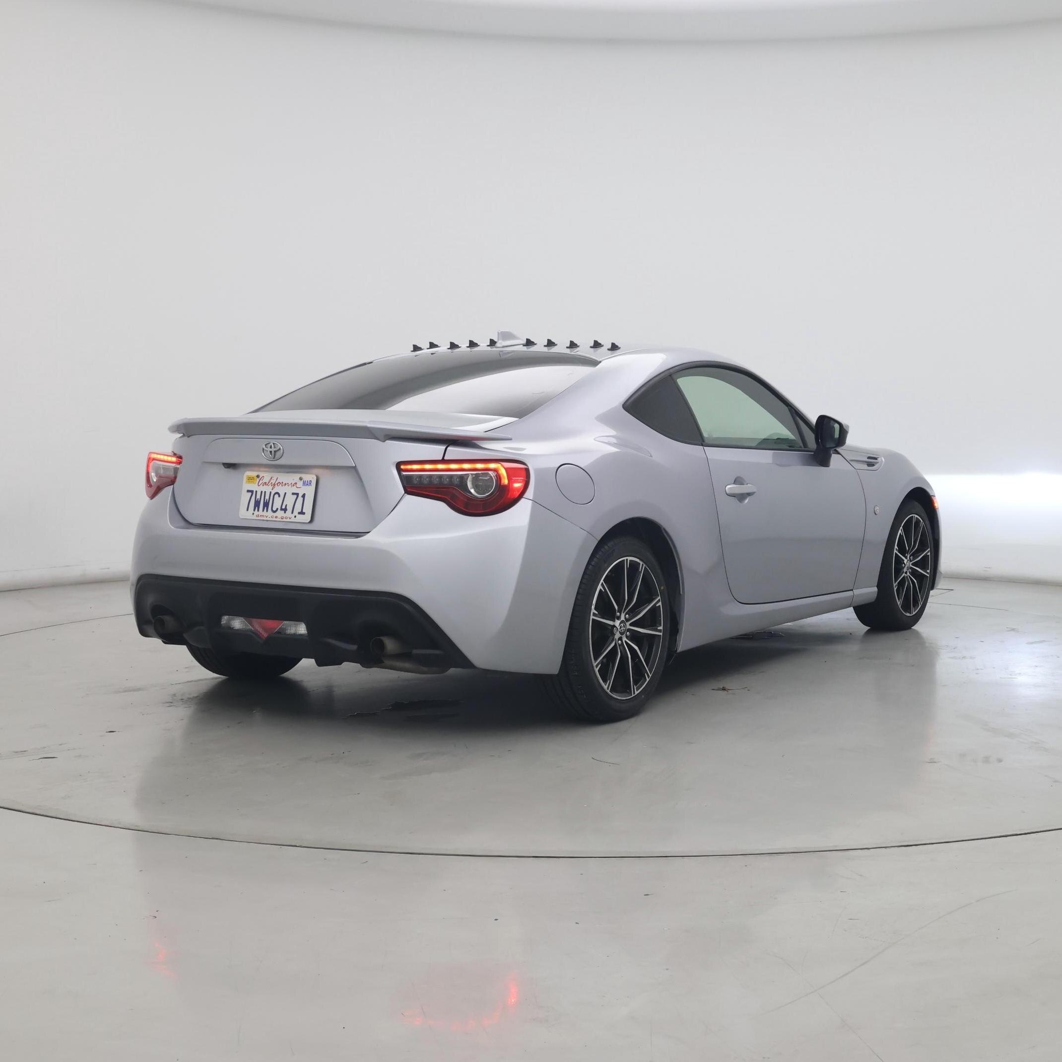 Thumbnail: 2017 Toyota 86 - 8