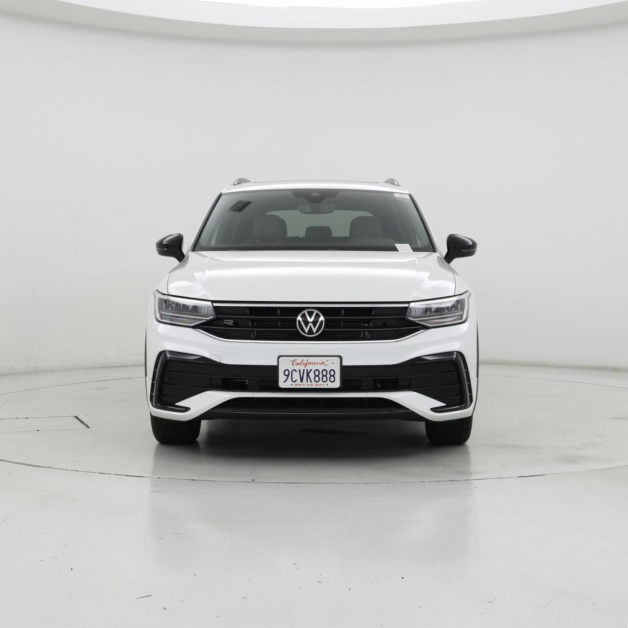 Thumbnail: 2022 Volkswagen Tiguan - 5