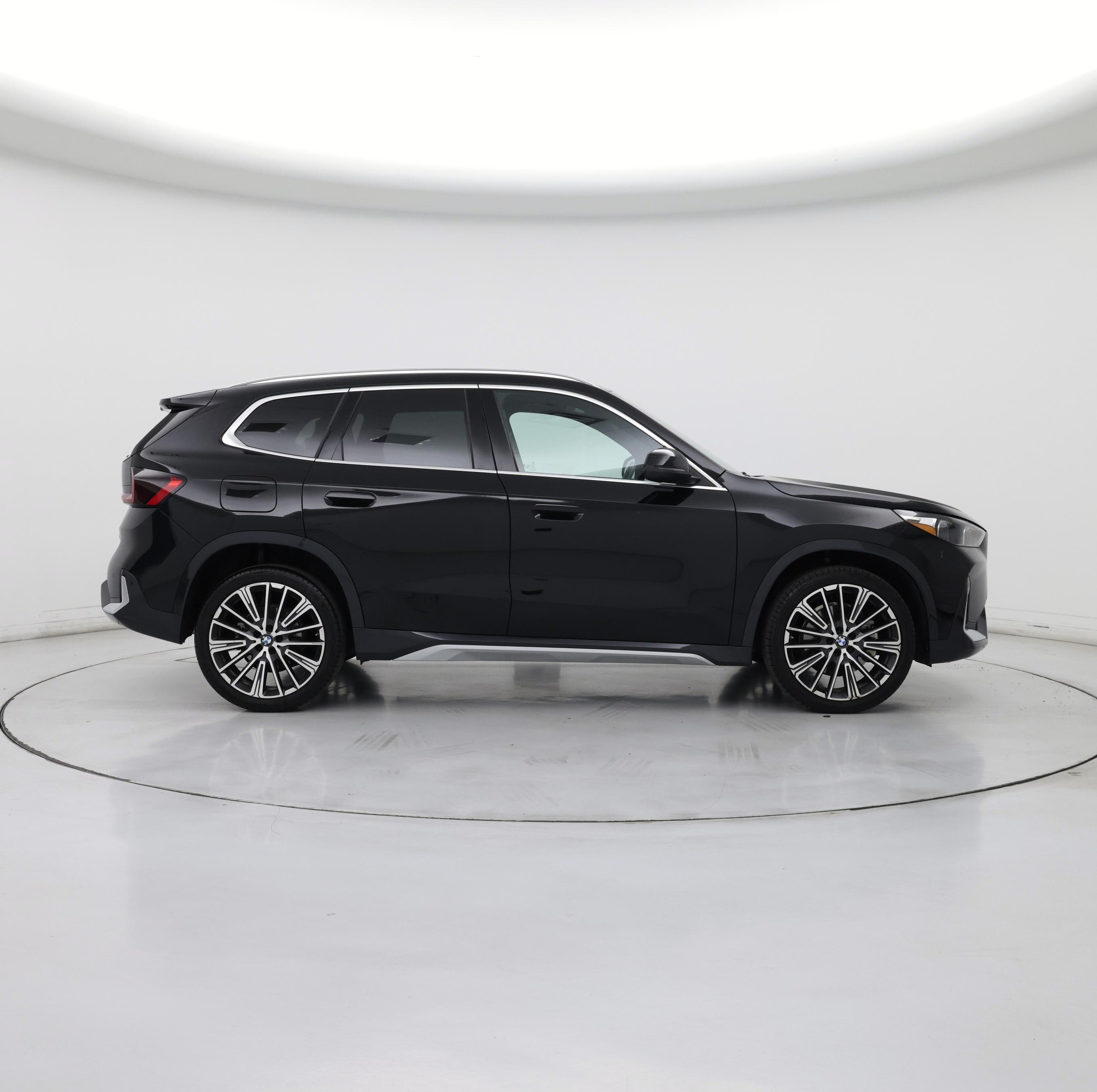 Thumbnail: 2025 BMW X1 - 7