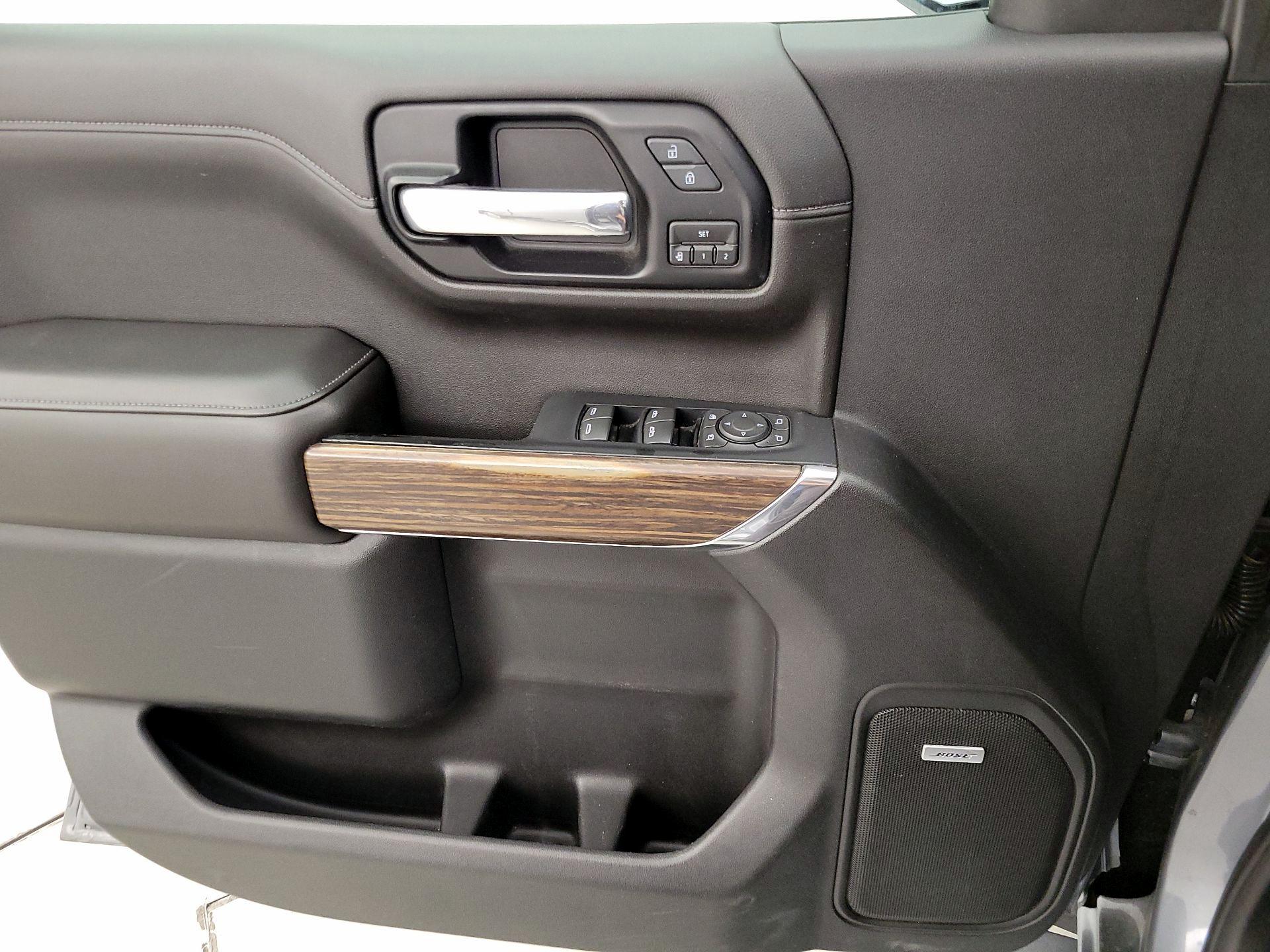 Thumbnail: 2019 Chevrolet Silverado 1500 - 12