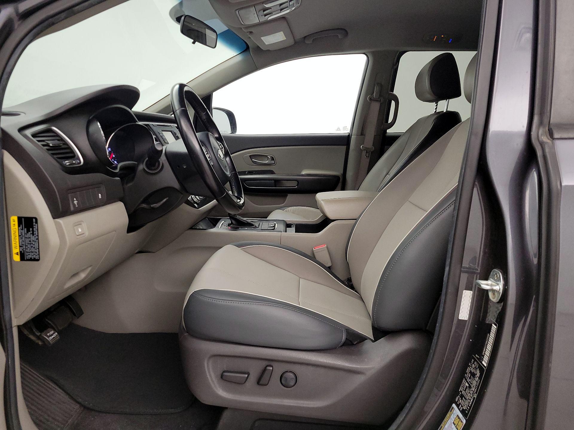 Thumbnail: 2016 Kia Sedona - 11