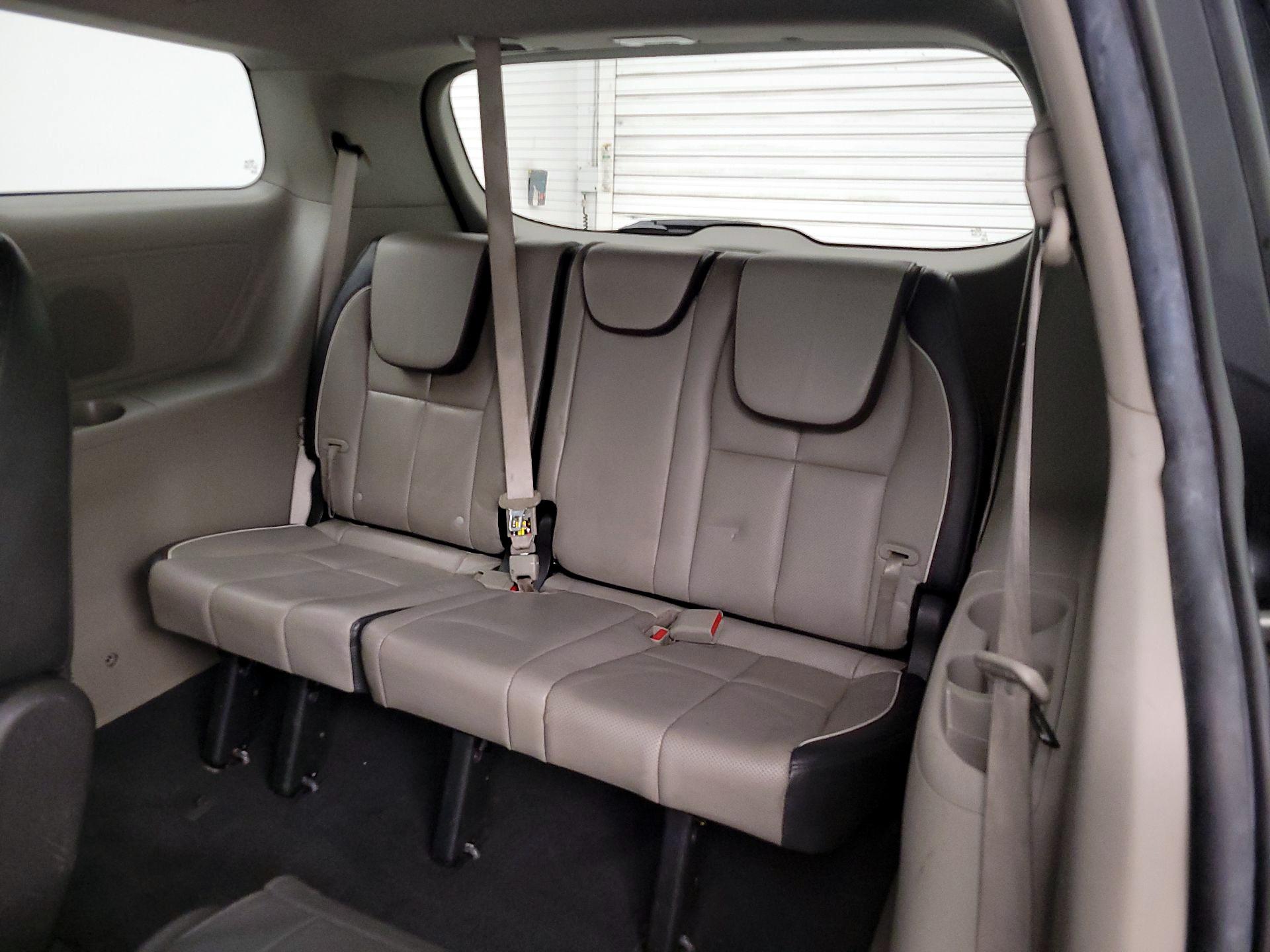 Thumbnail: 2016 Kia Sedona - 20