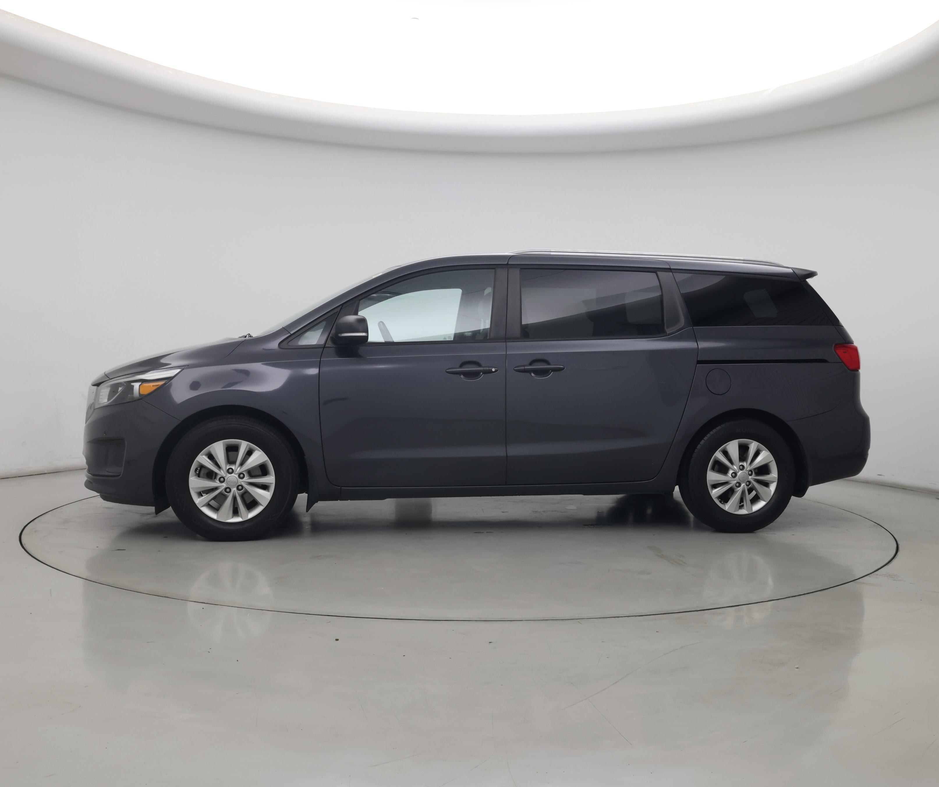 Thumbnail: 2016 Kia Sedona - 3