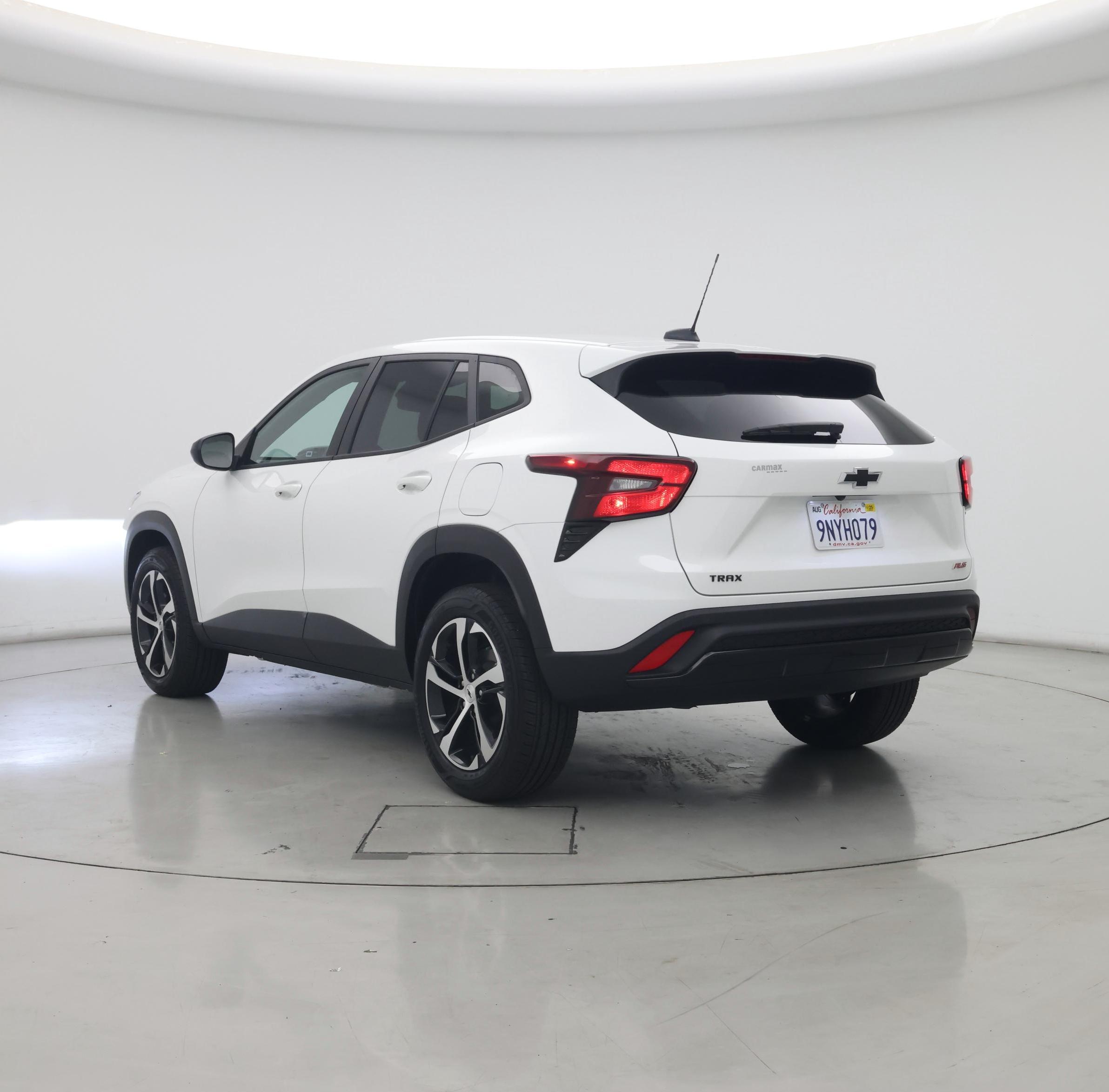 Thumbnail: 2024 Chevrolet Trax - 2