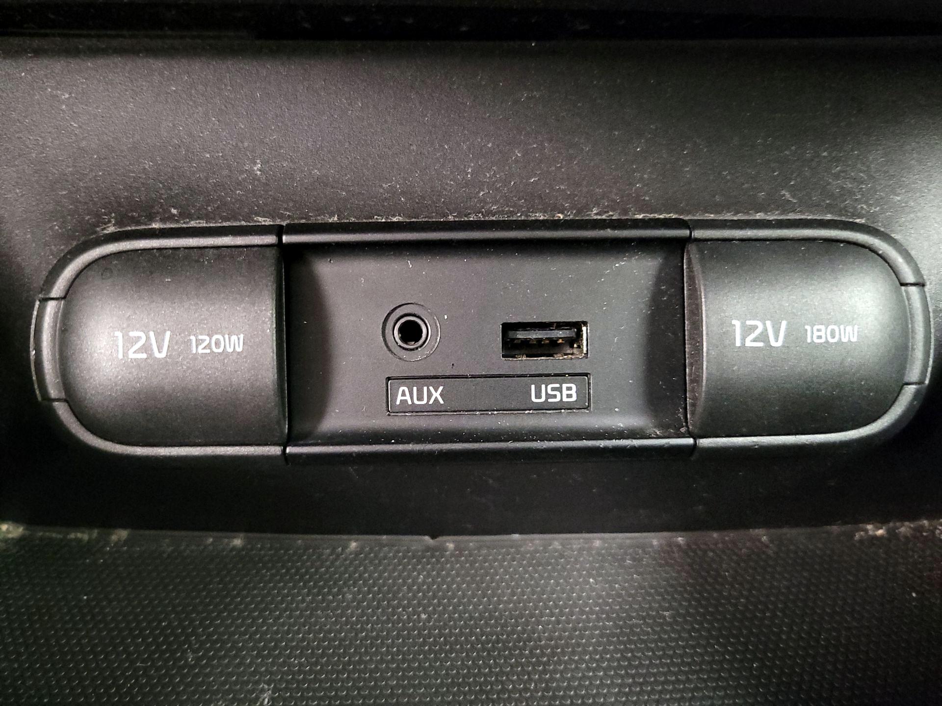 Thumbnail: 2014 Kia Soul - 17