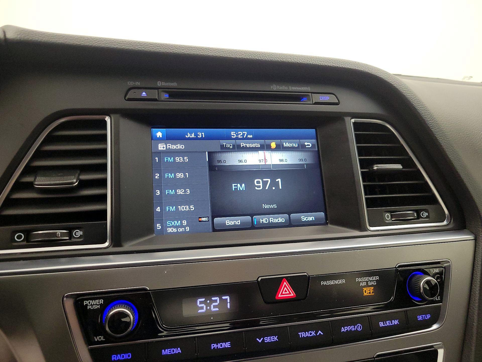 Thumbnail: 2016 Hyundai Sonata - 15