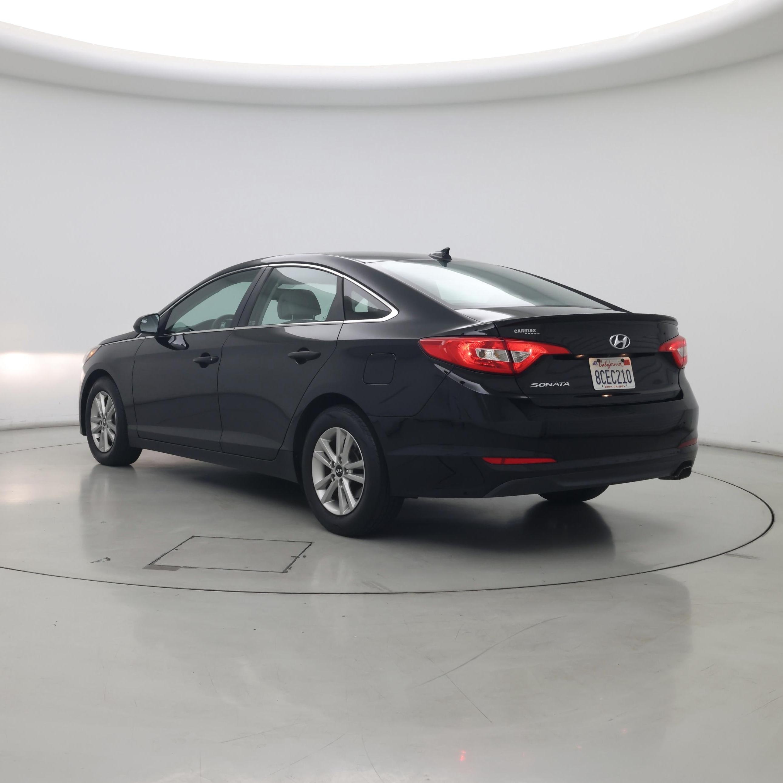 Thumbnail: 2016 Hyundai Sonata - 2