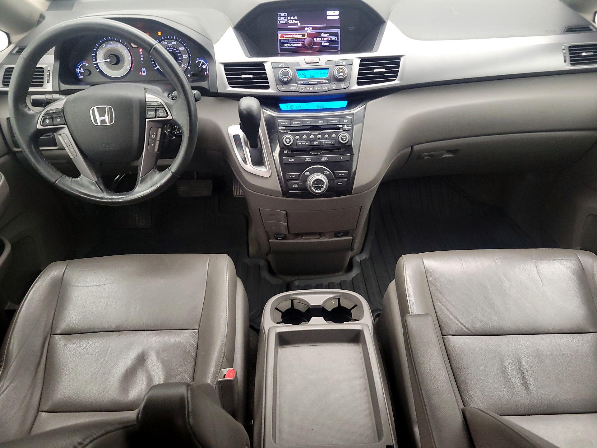 Thumbnail: 2013 Honda Odyssey - 9