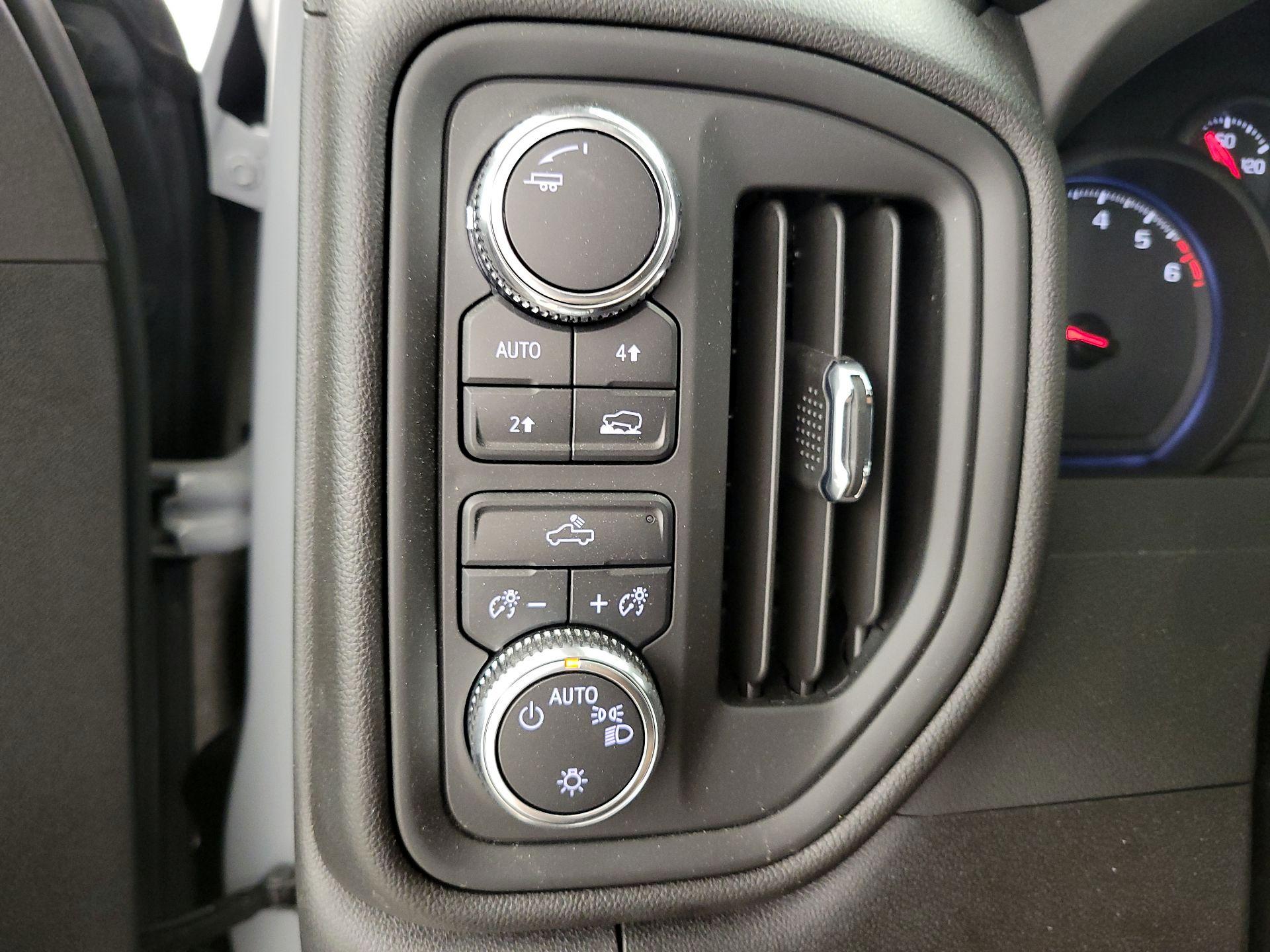 Thumbnail: 2025 GMC Sierra 1500 - 13