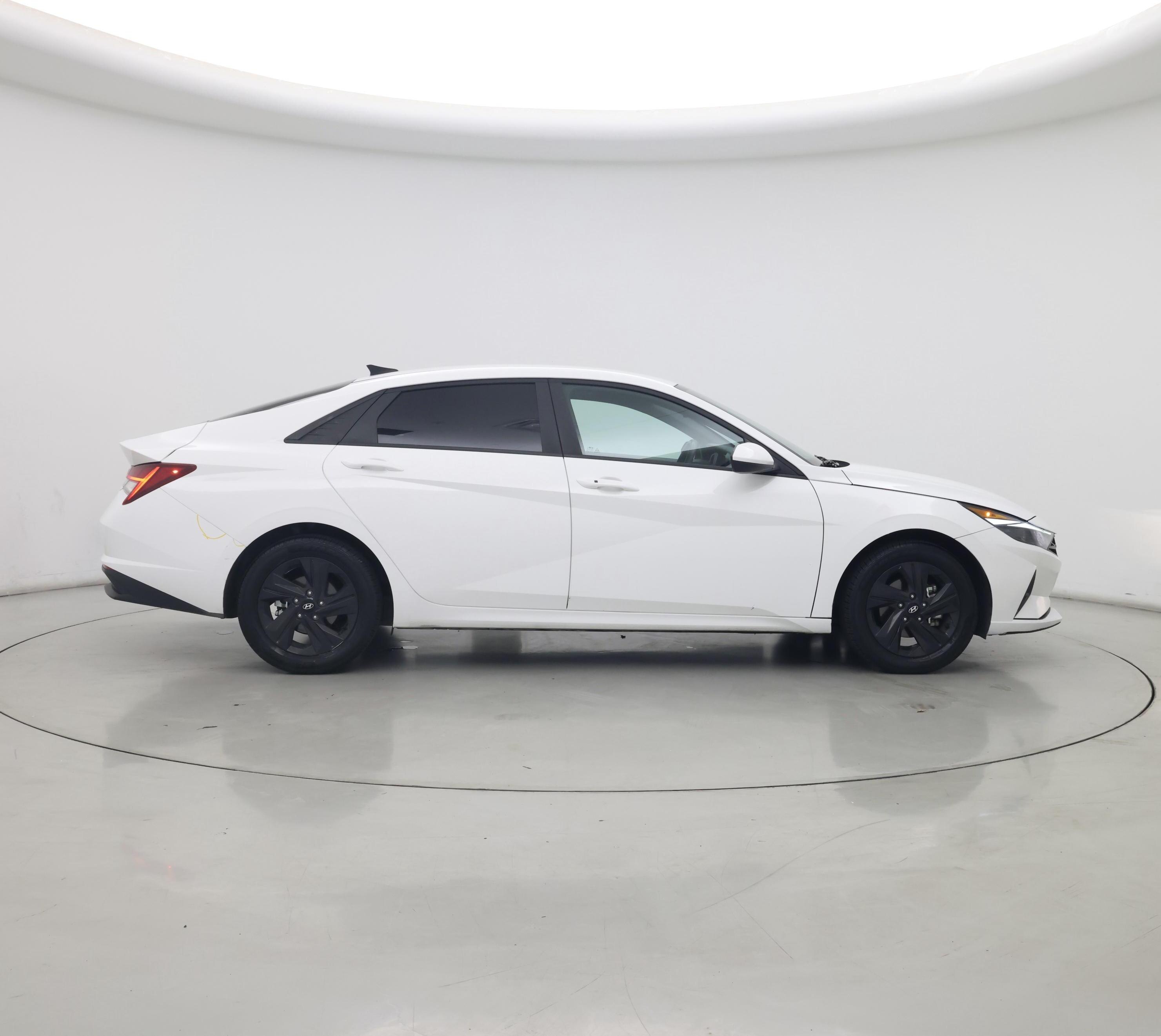 Thumbnail: 2023 Hyundai Elantra - 7