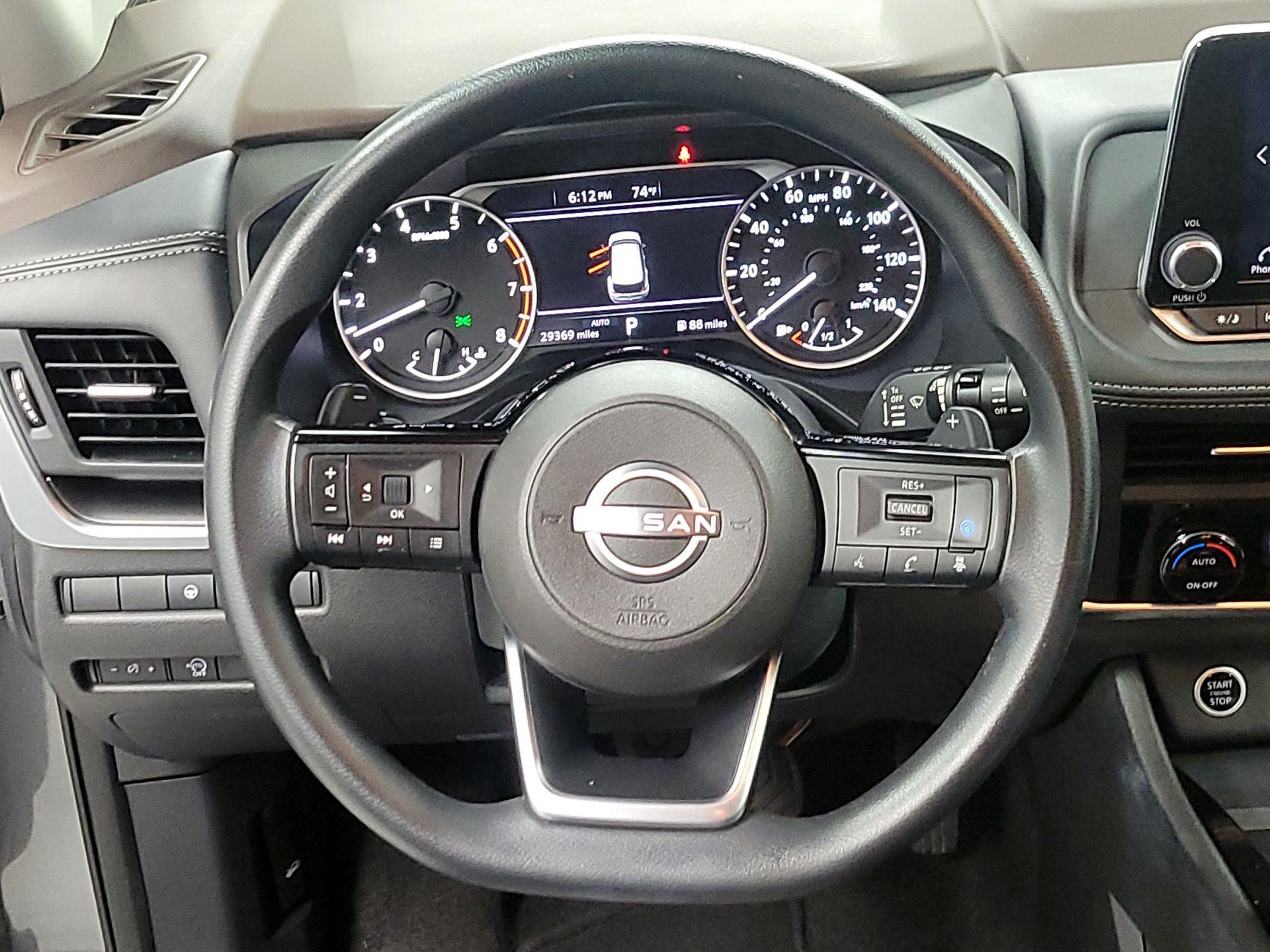 Thumbnail: 2023 Nissan Rogue - 10