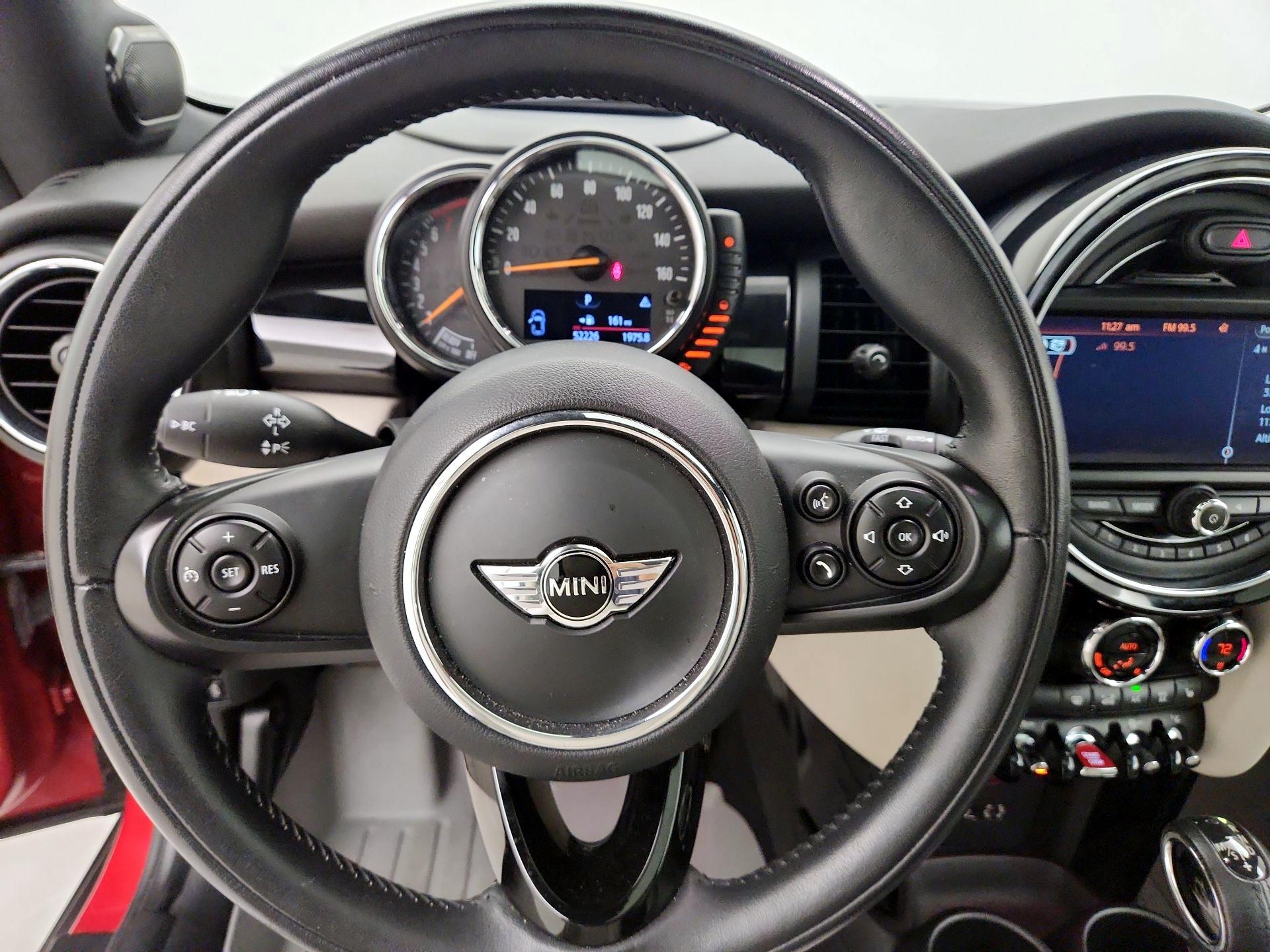 Thumbnail: 2015 MINI Cooper Hardtop - 10
