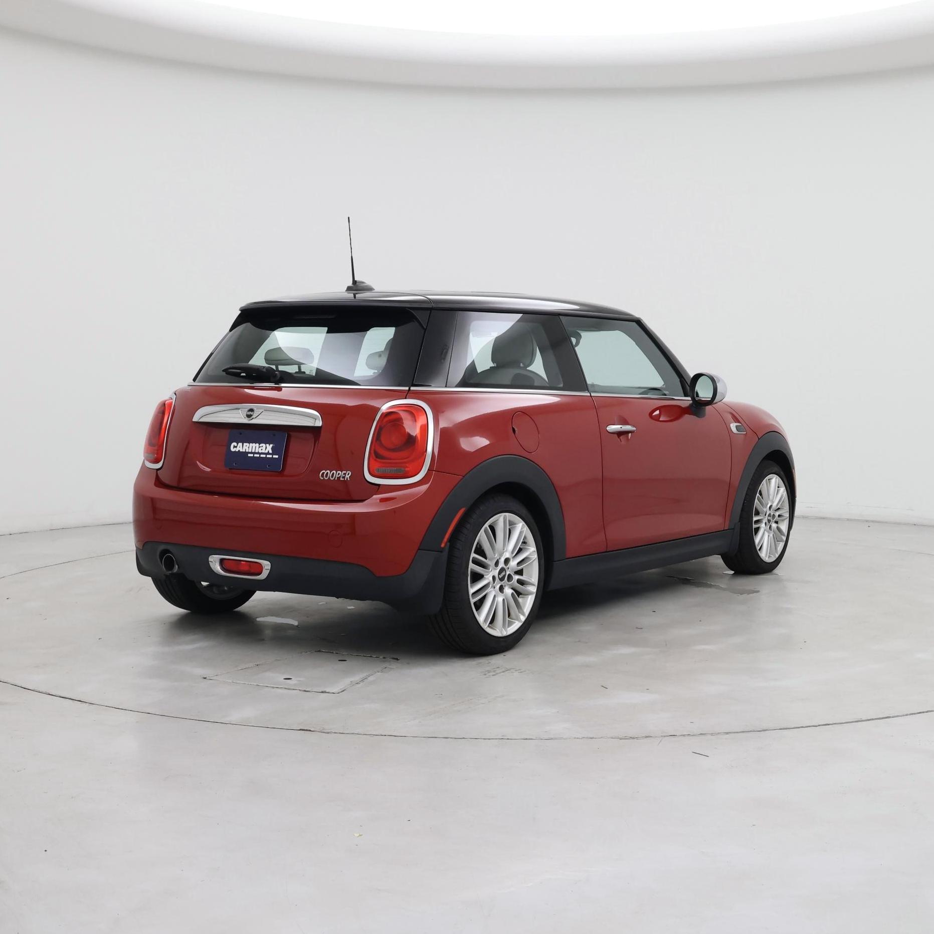Thumbnail: 2015 MINI Cooper Hardtop - 8