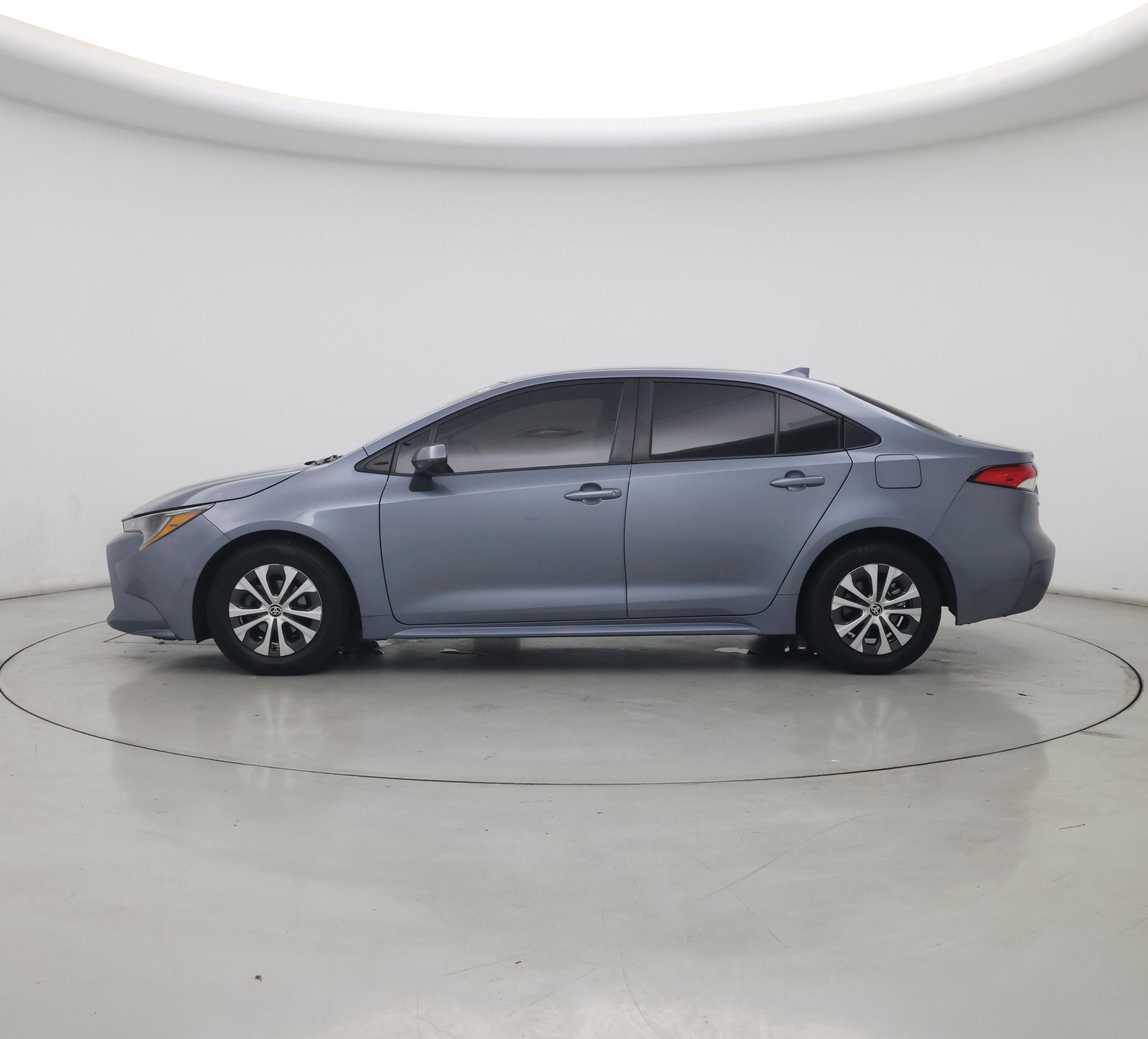 Thumbnail: 2022 Toyota Corolla - 3