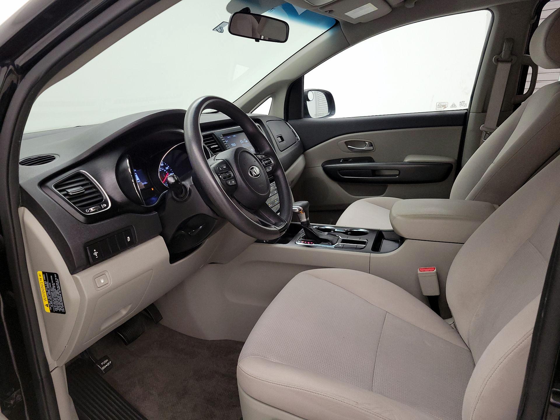 Thumbnail: 2019 Kia Sedona - 11