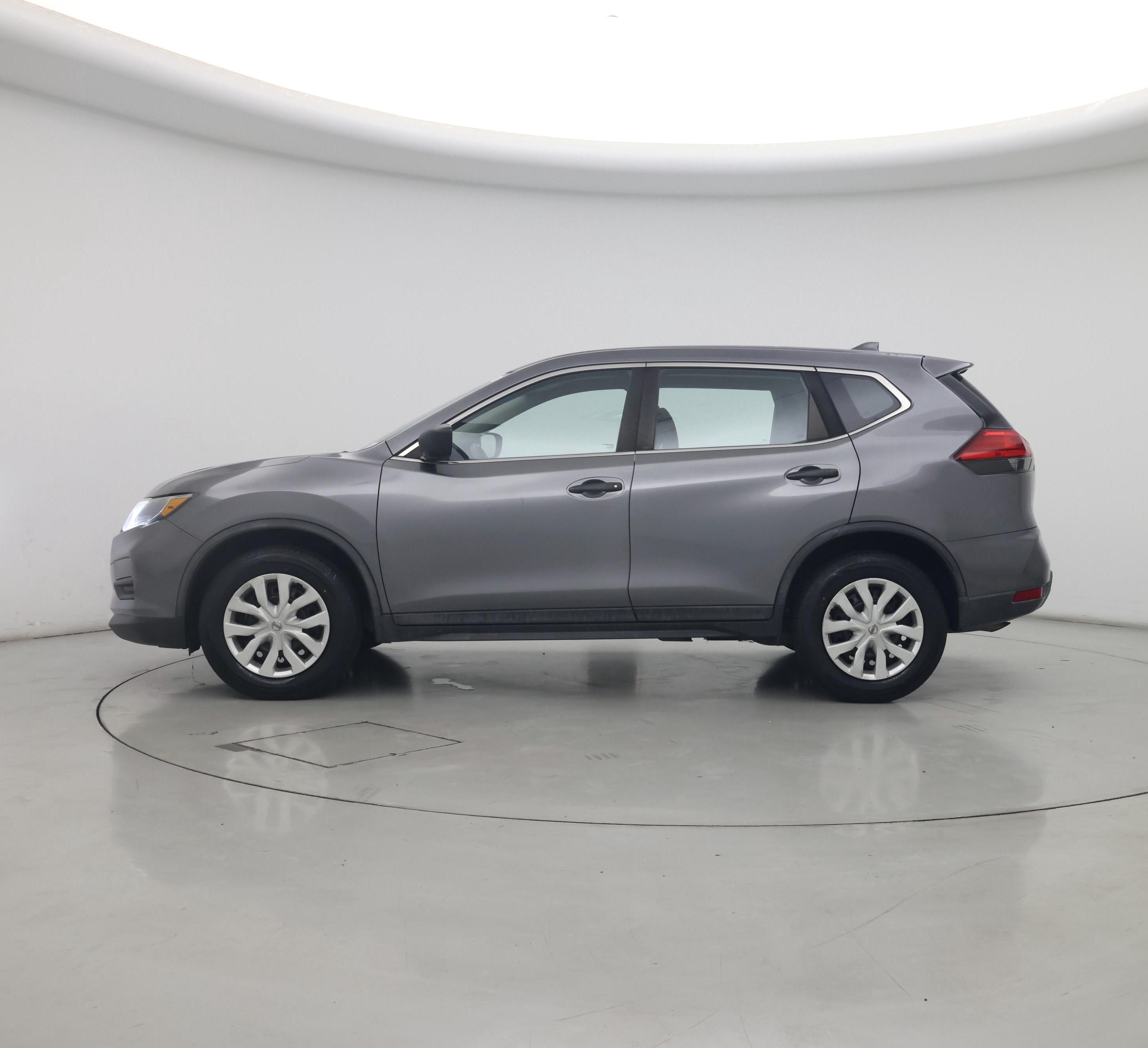 Thumbnail: 2017 Nissan Rogue - 3