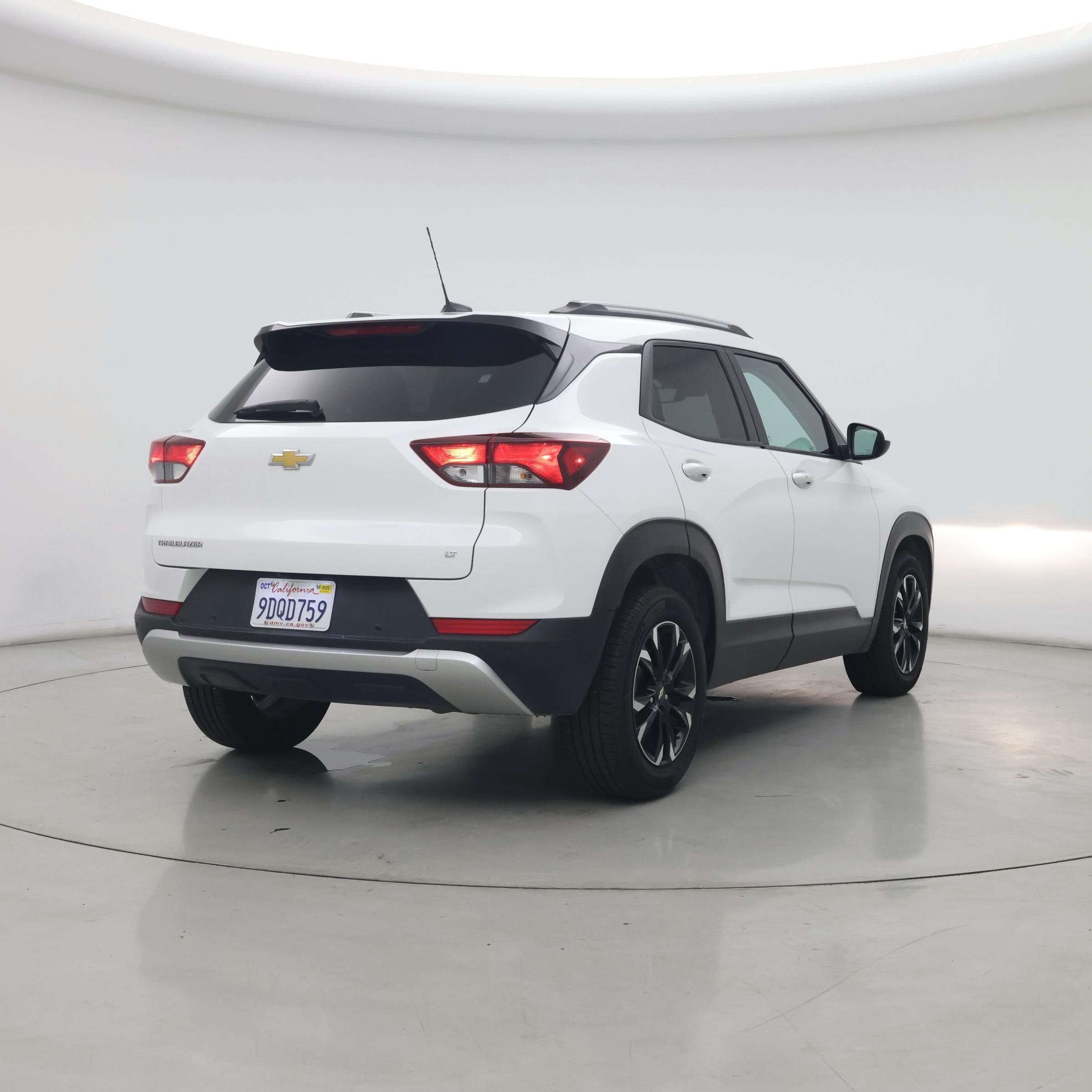 Thumbnail: 2023 Chevrolet TrailBlazer - 8