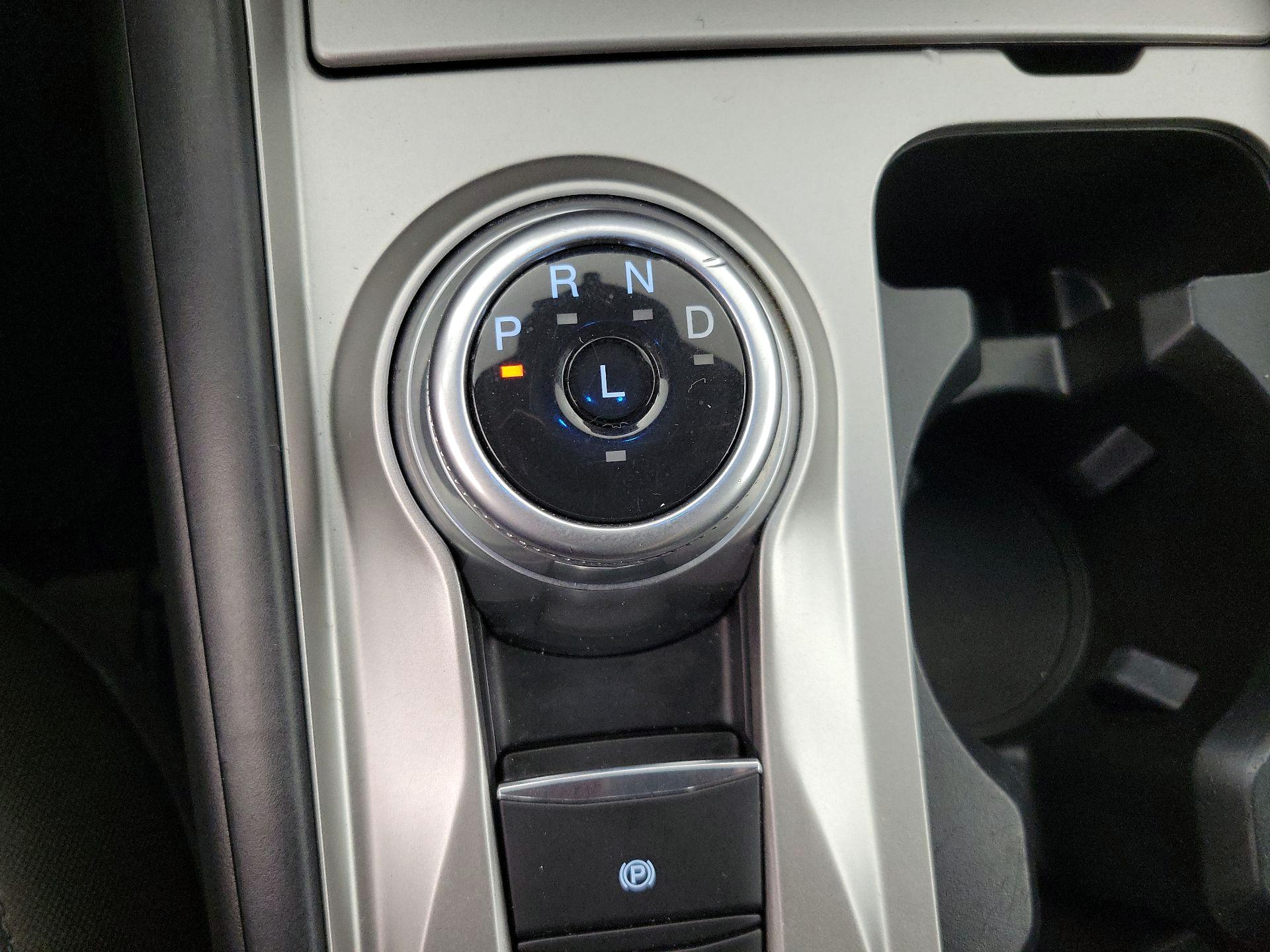 Thumbnail: 2021 Ford Explorer - 17