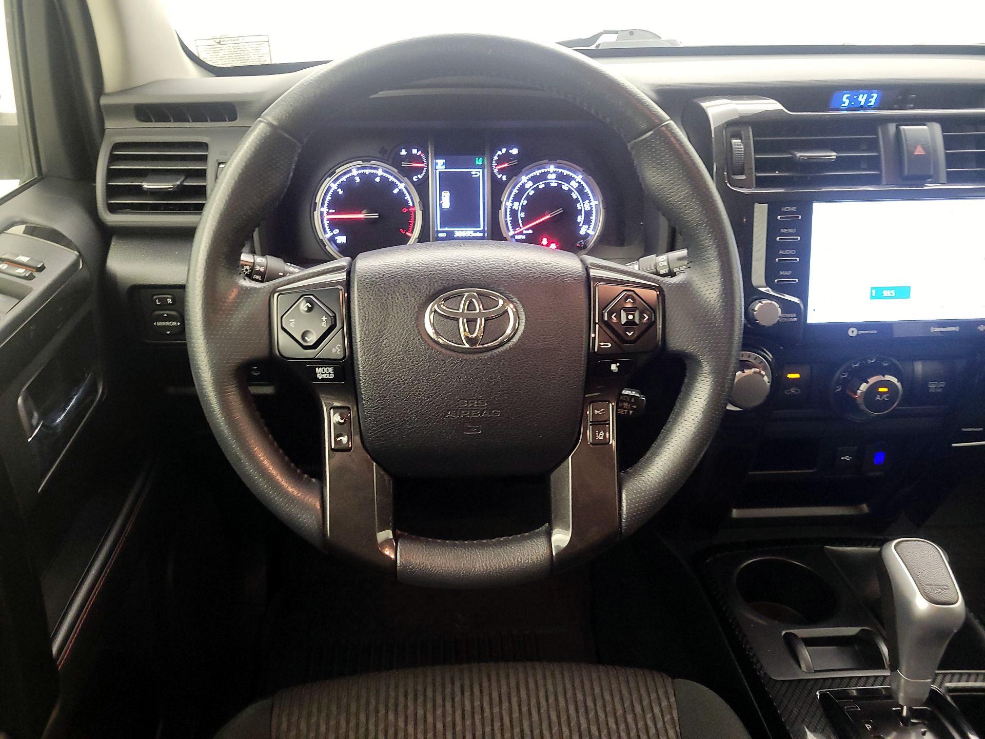 Thumbnail: 2023 Toyota 4Runner - 10