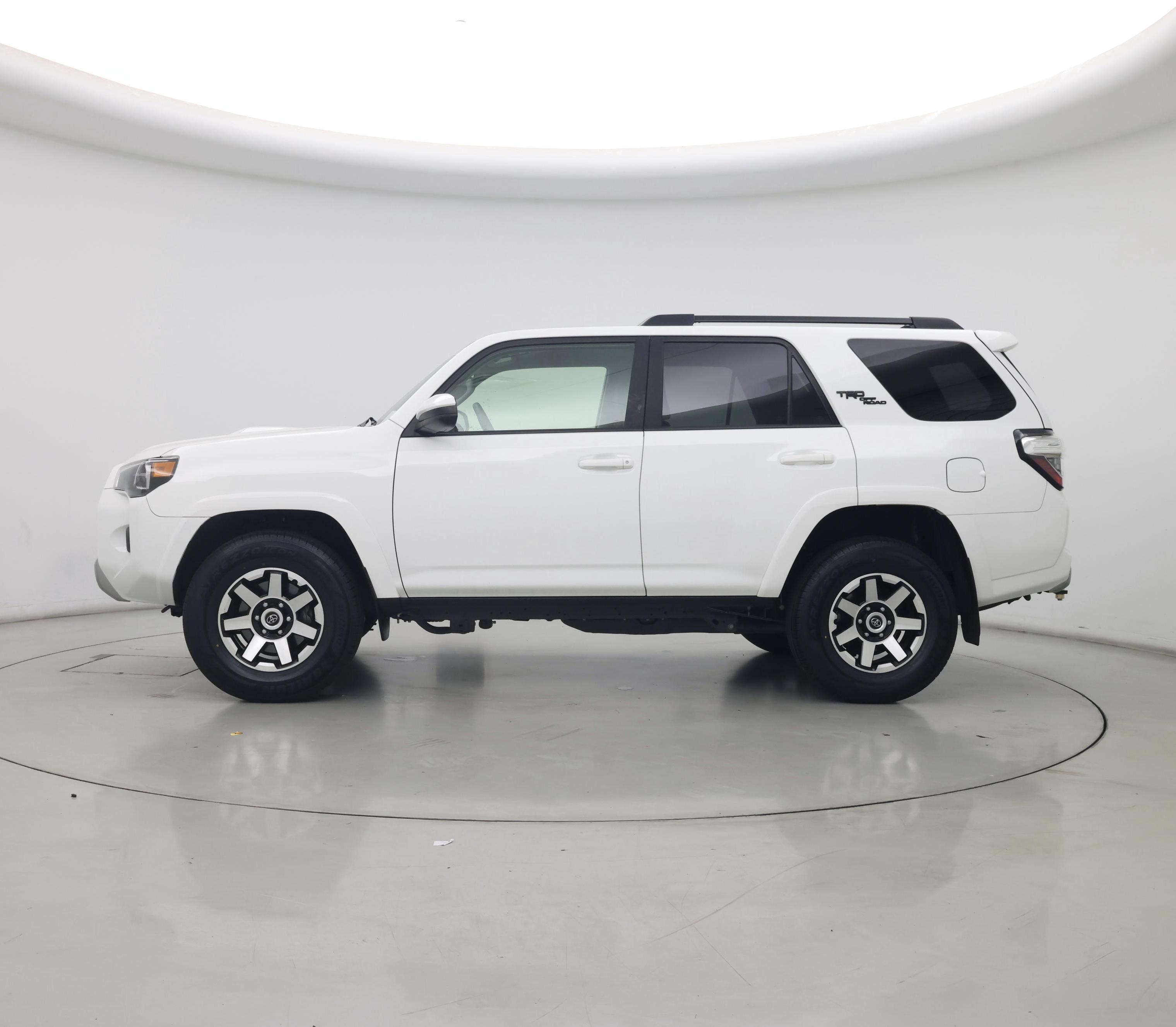 Thumbnail: 2023 Toyota 4Runner - 3