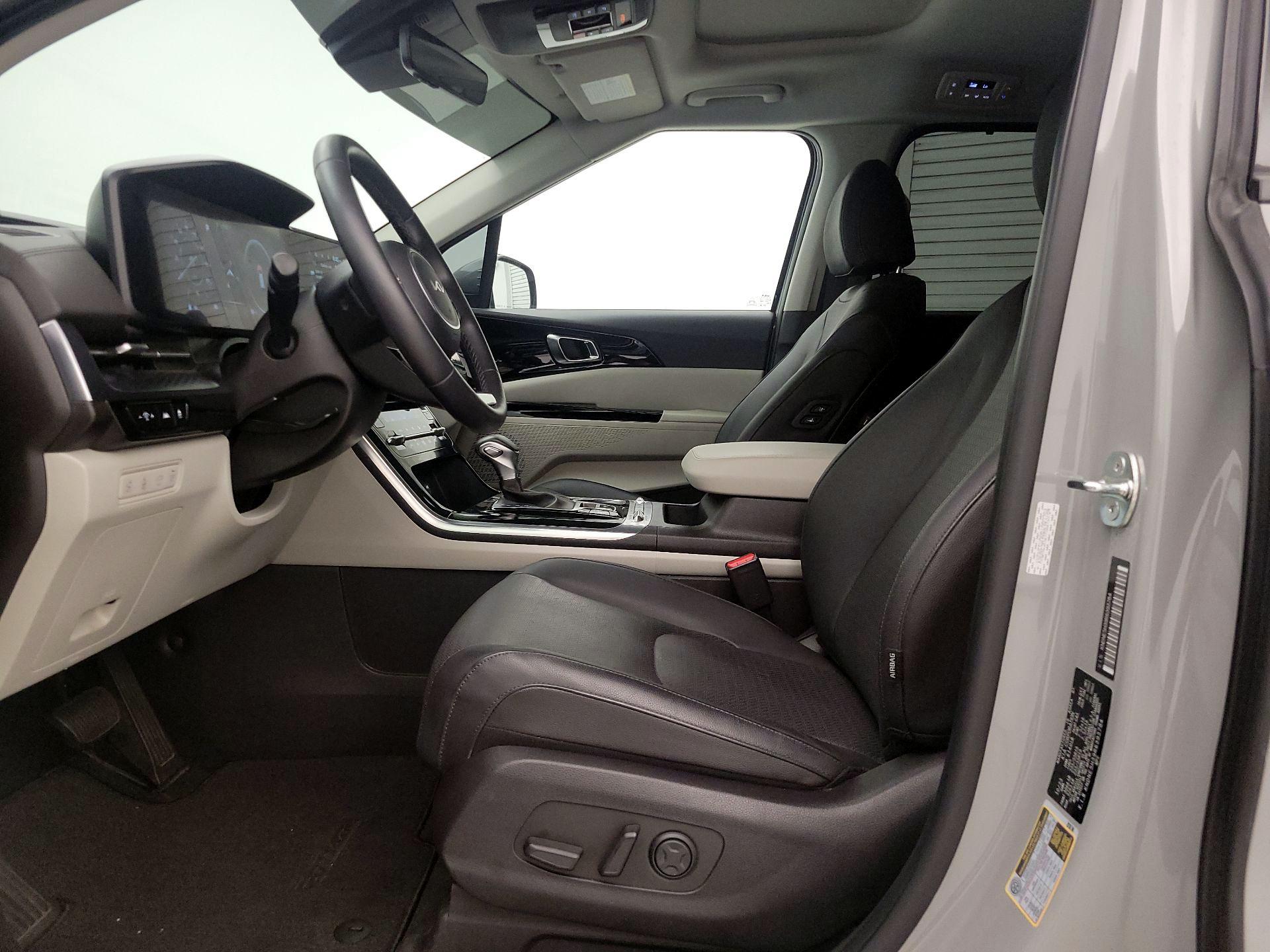 Thumbnail: 2024 Kia Carnival - 11