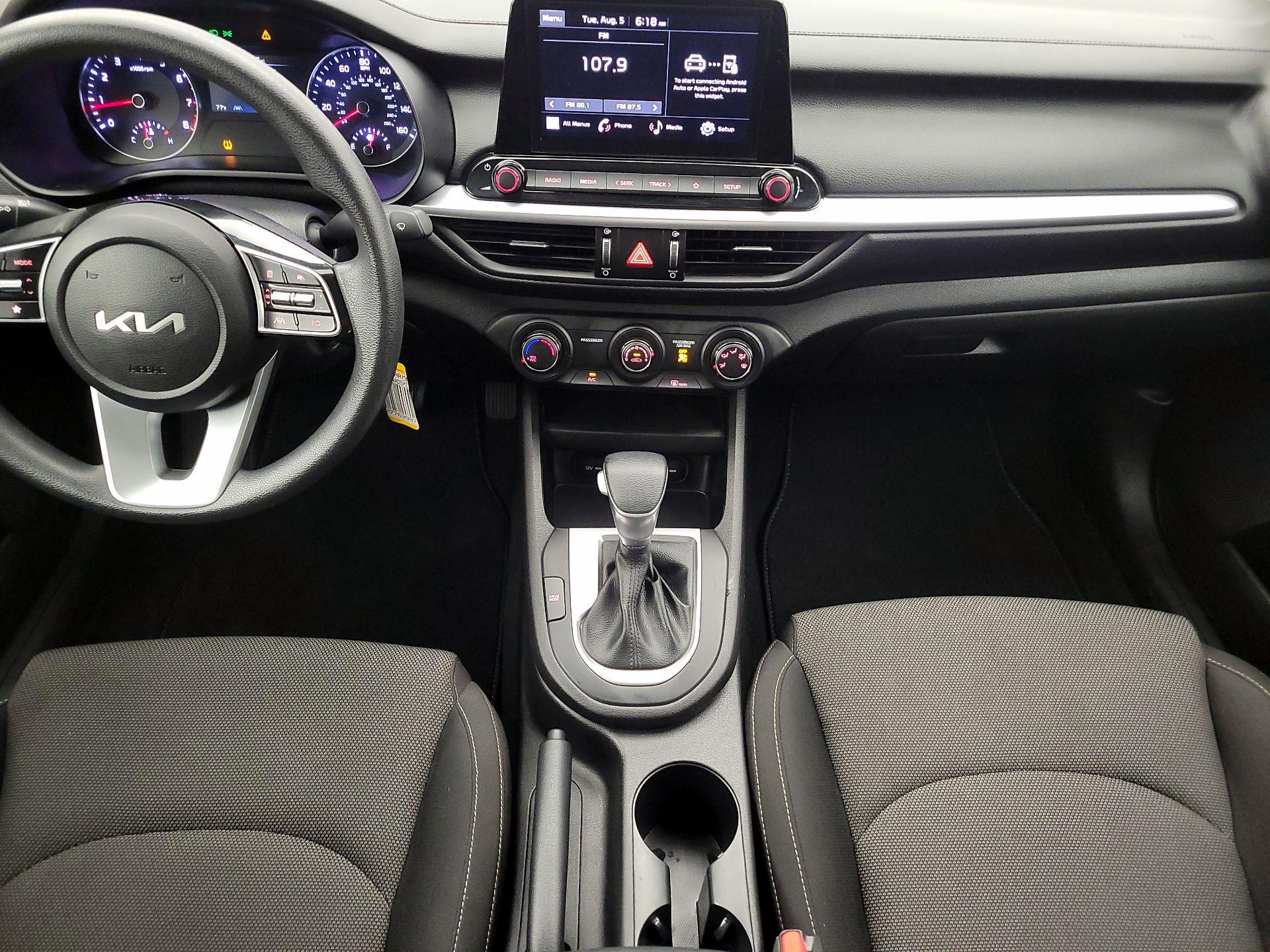 Thumbnail: 2023 Kia Forte - 9