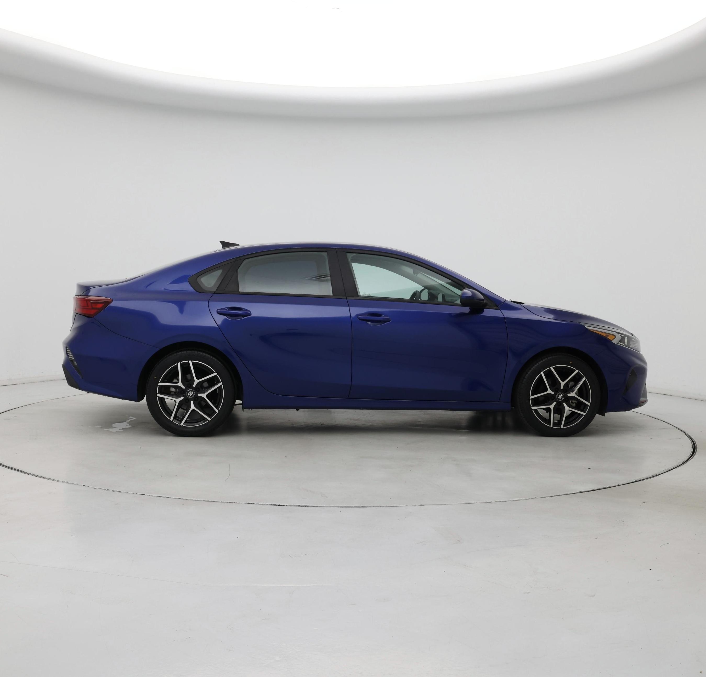 Thumbnail: 2023 Kia Forte - 7