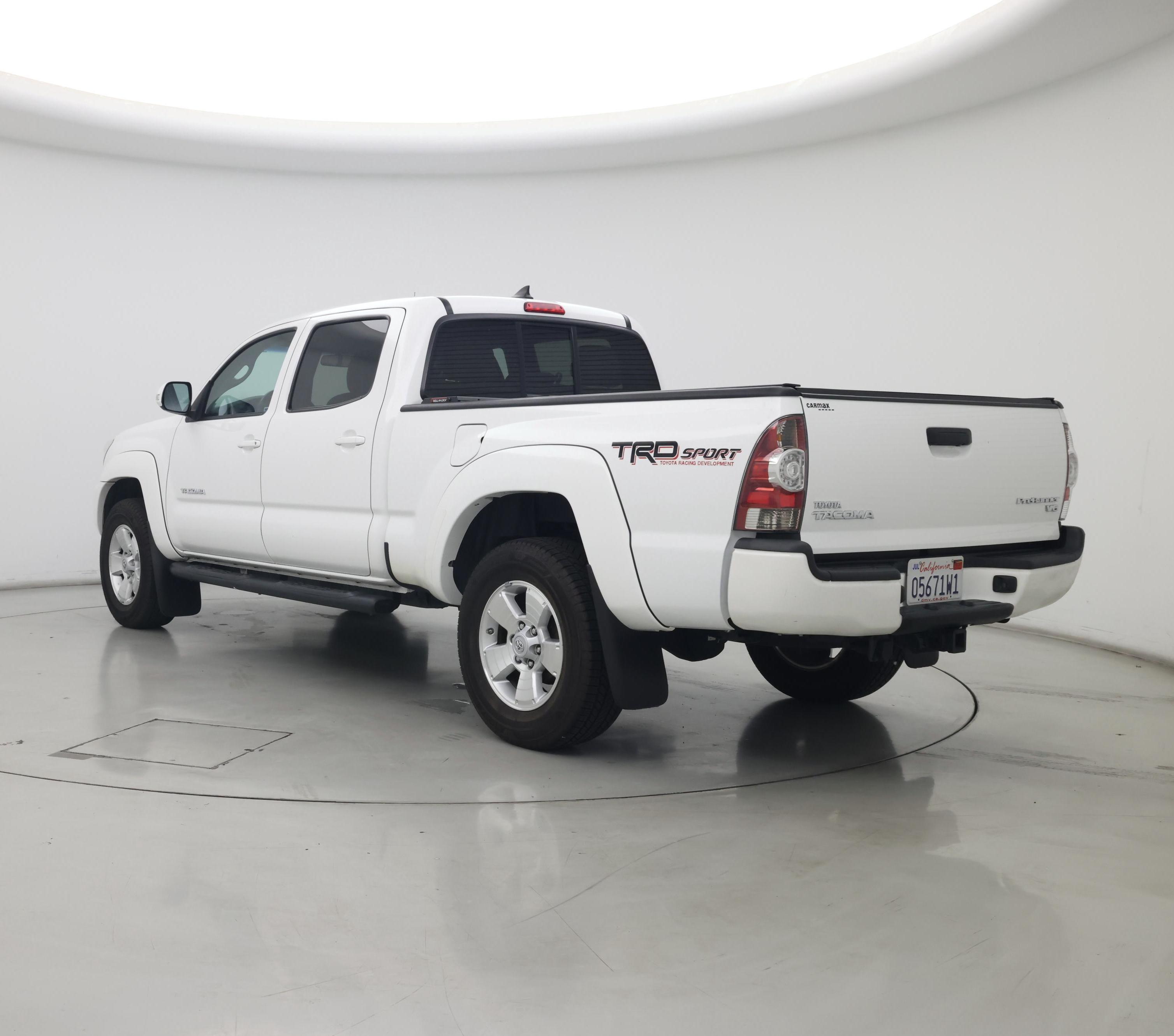 Thumbnail: 2015 Toyota Tacoma - 2