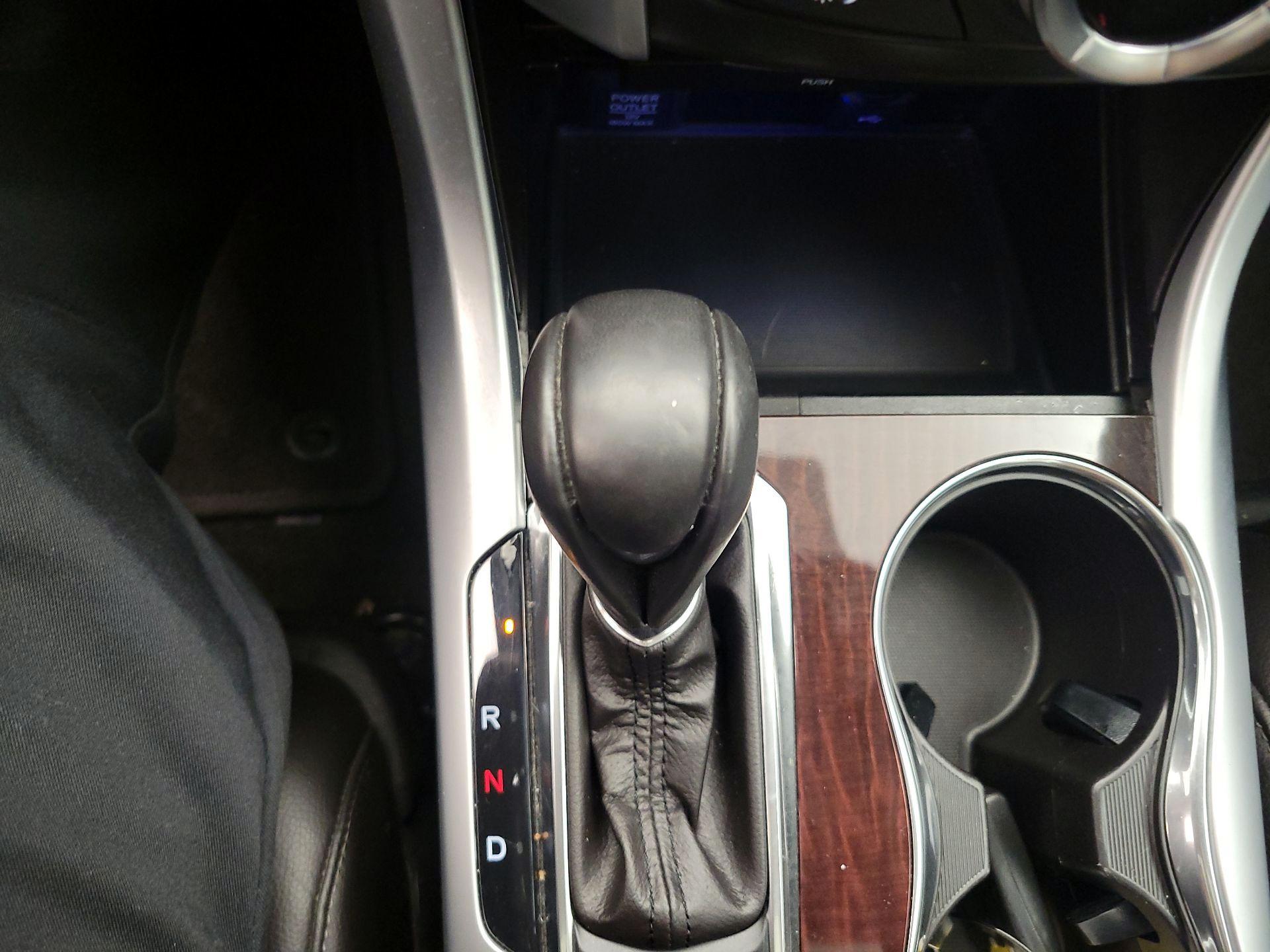 Thumbnail: 2016 Acura TLX - 17