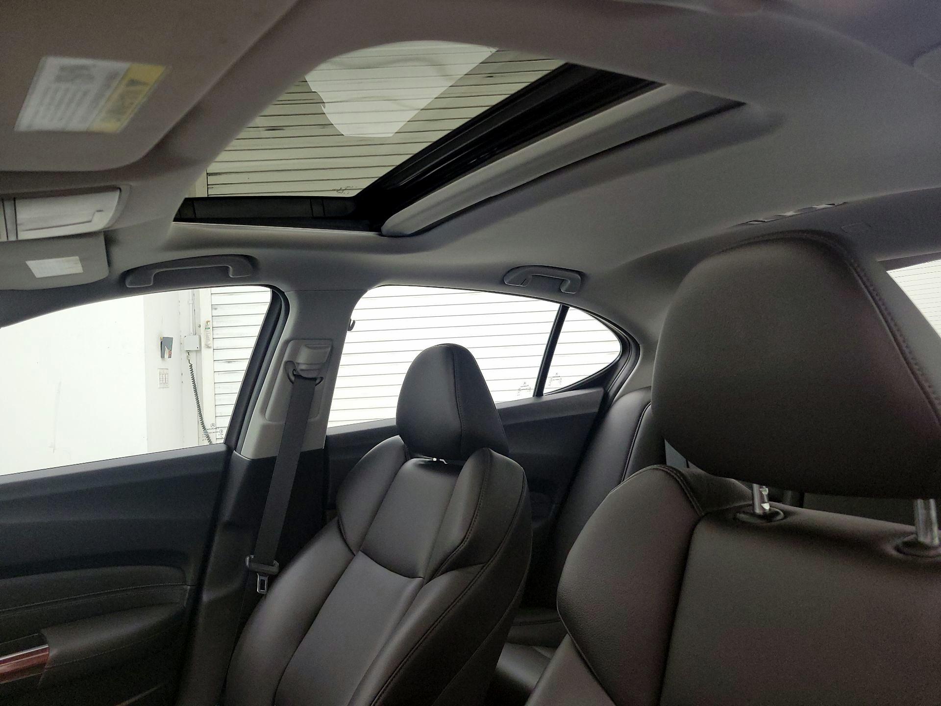 Thumbnail: 2016 Acura TLX - 19