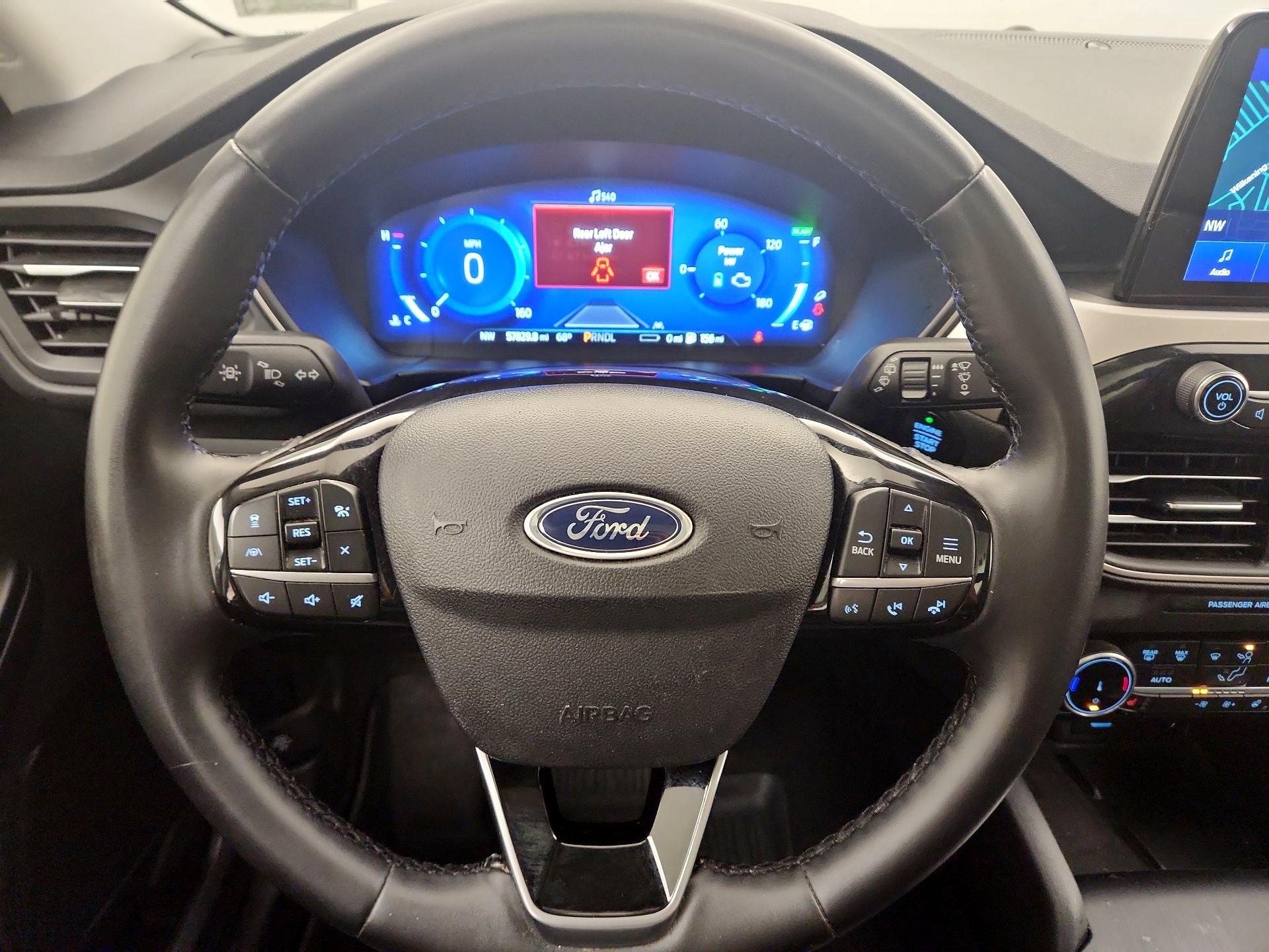 Thumbnail: 2022 Ford Escape - 10